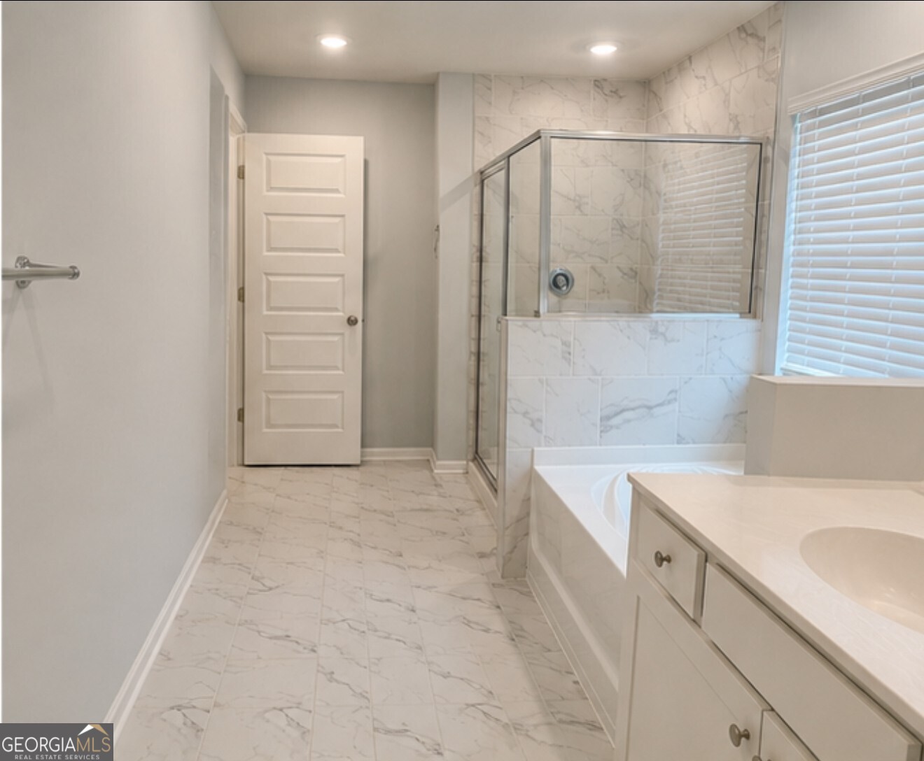 234 Lillan Street Property Photo 16