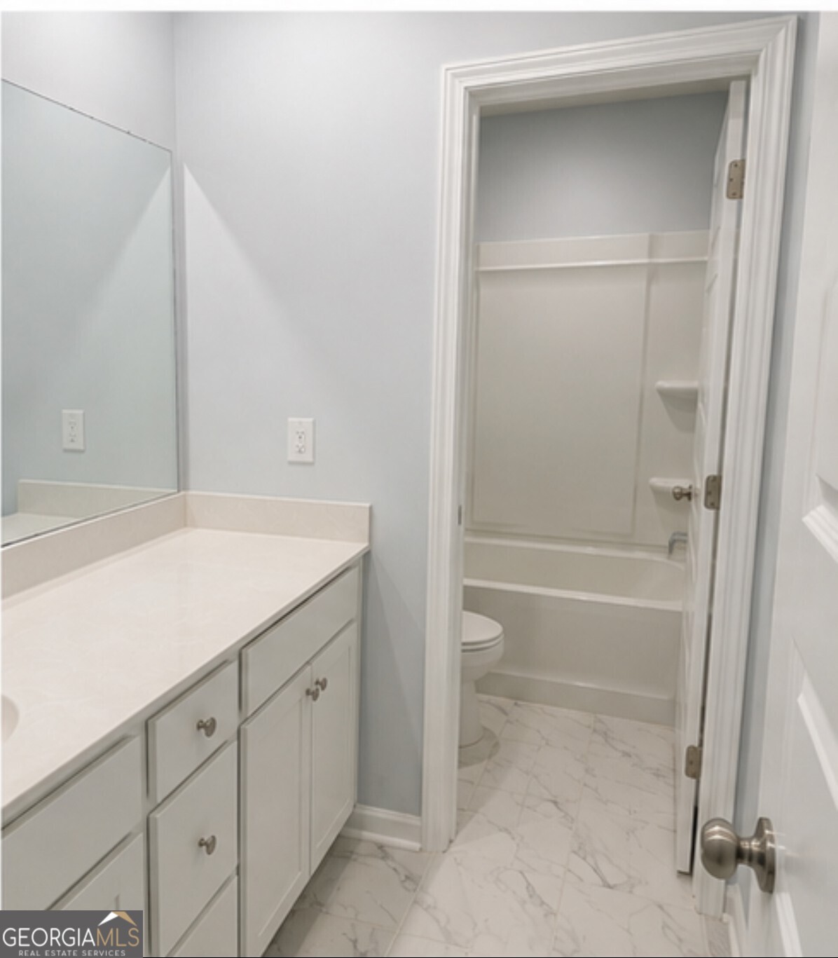 234 Lillan Street Property Photo 17