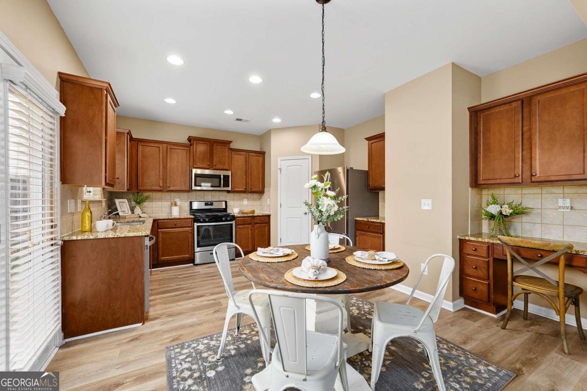 523 Gardenview Road Property Photo 3