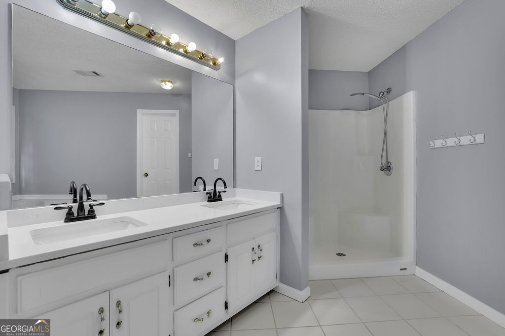 2465 Chandler Road Property Photo 23