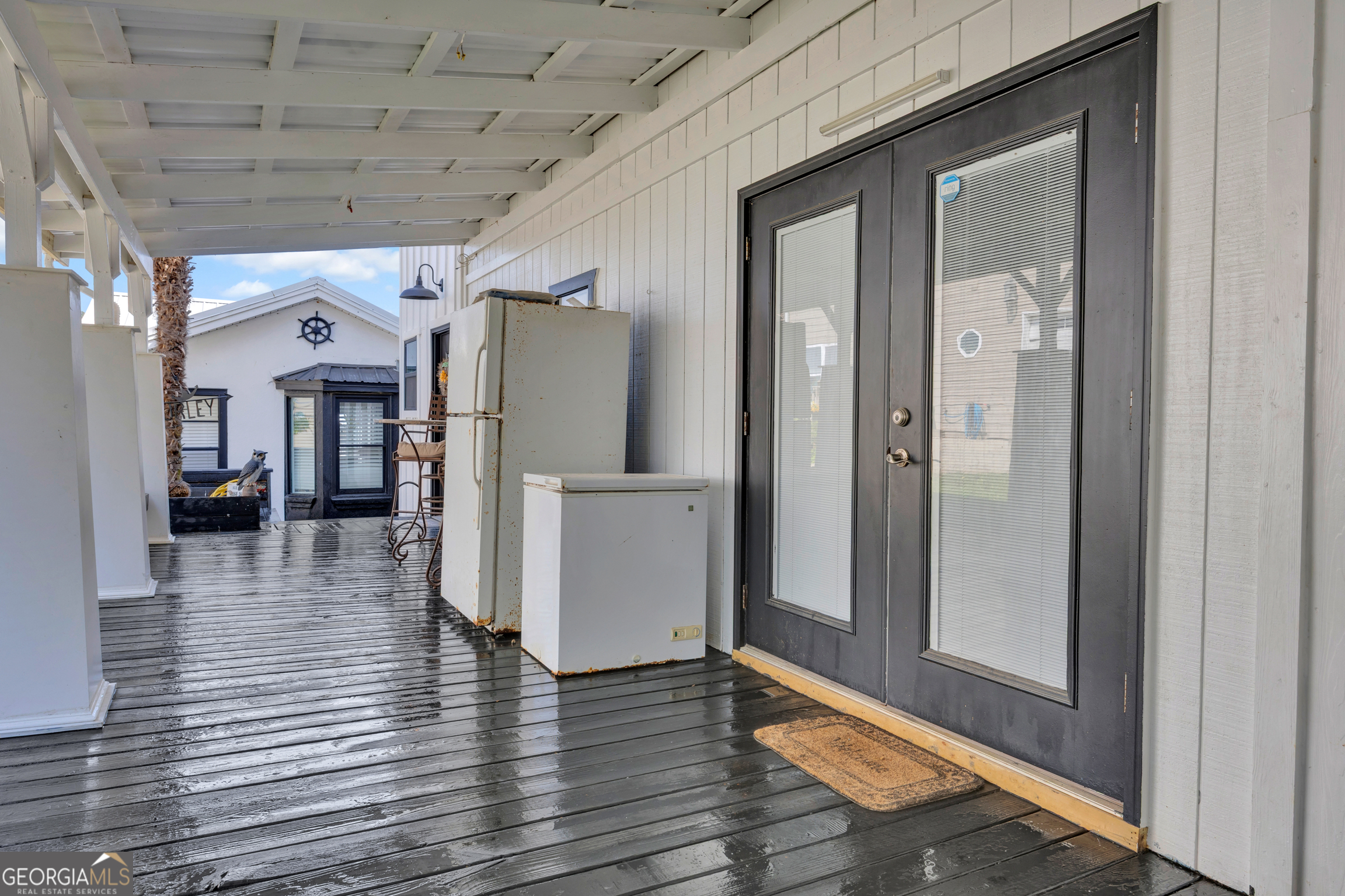 134 Lakeshore Drive Property Photo 6