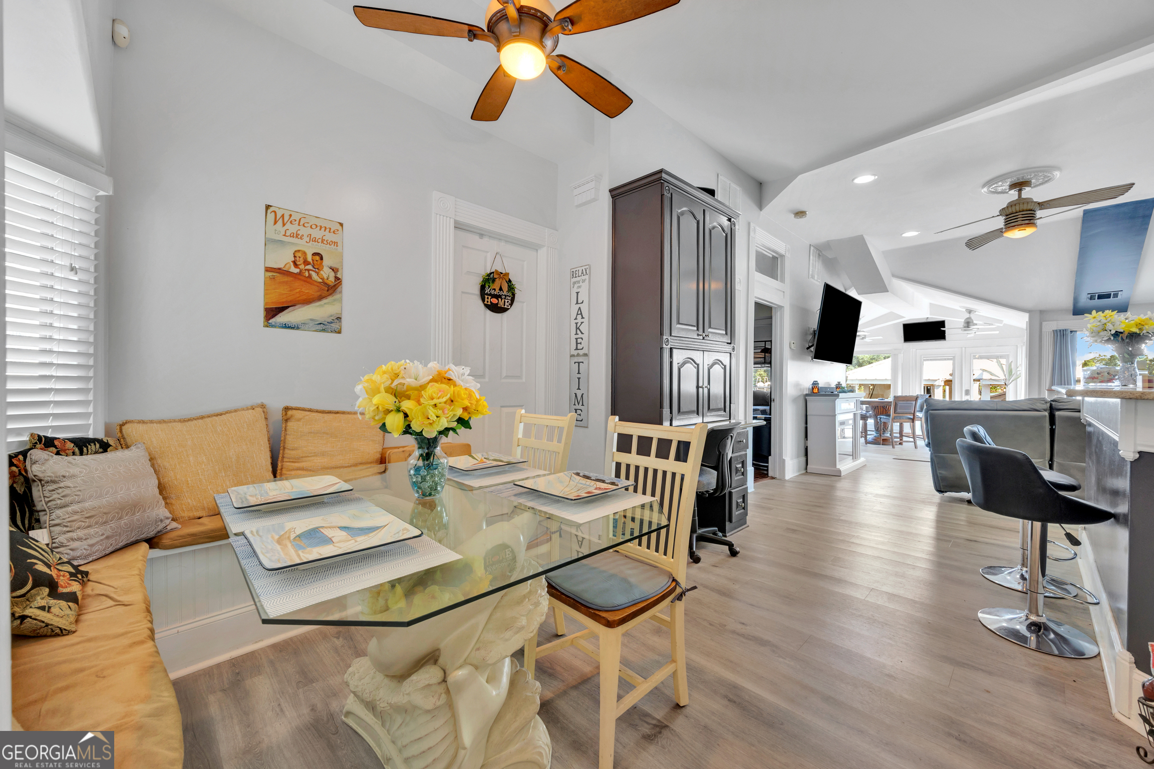 134 Lakeshore Drive Property Photo 10