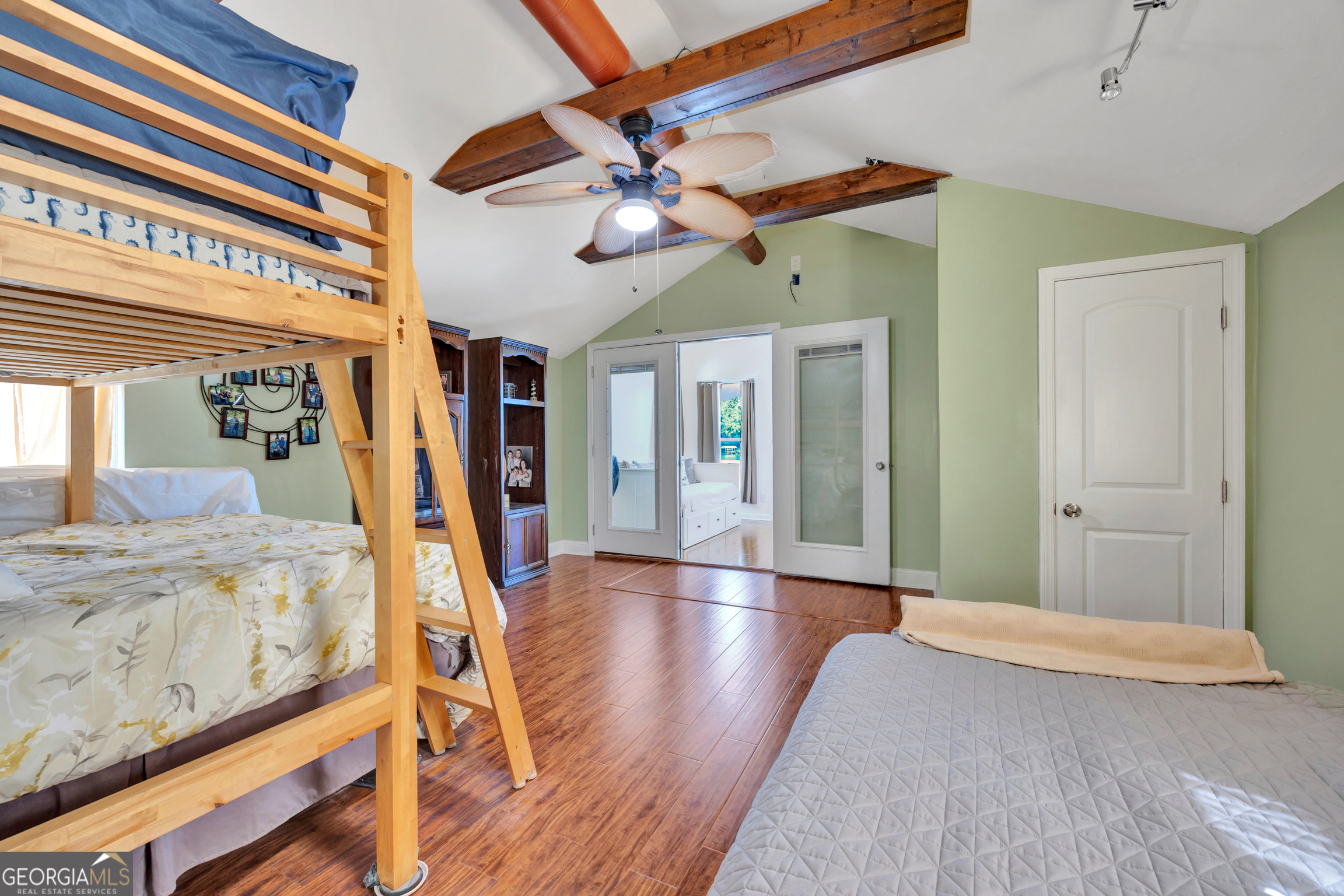 134 Lakeshore Drive Property Photo 22