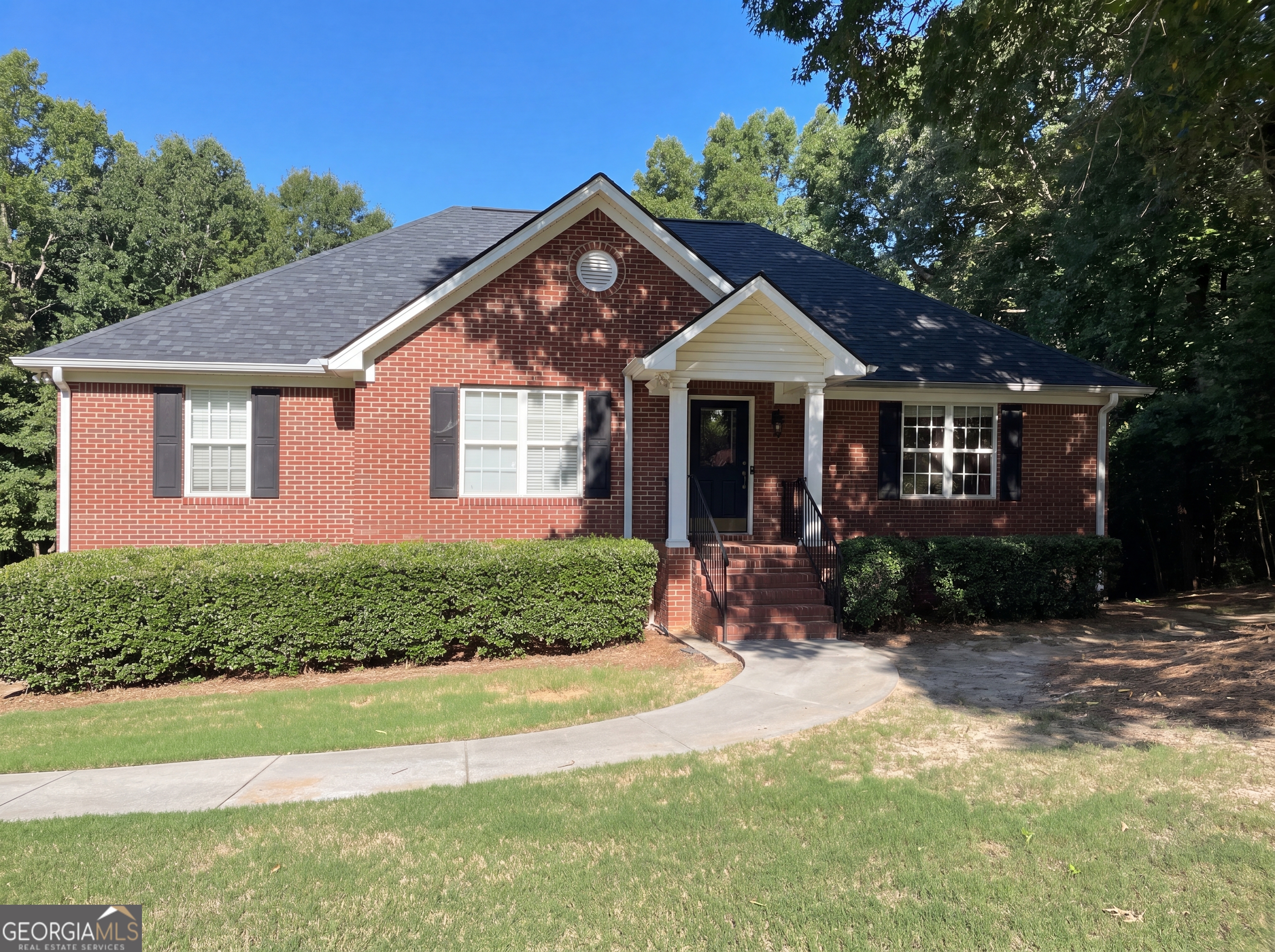 144 Mims Drive Property Photo 1