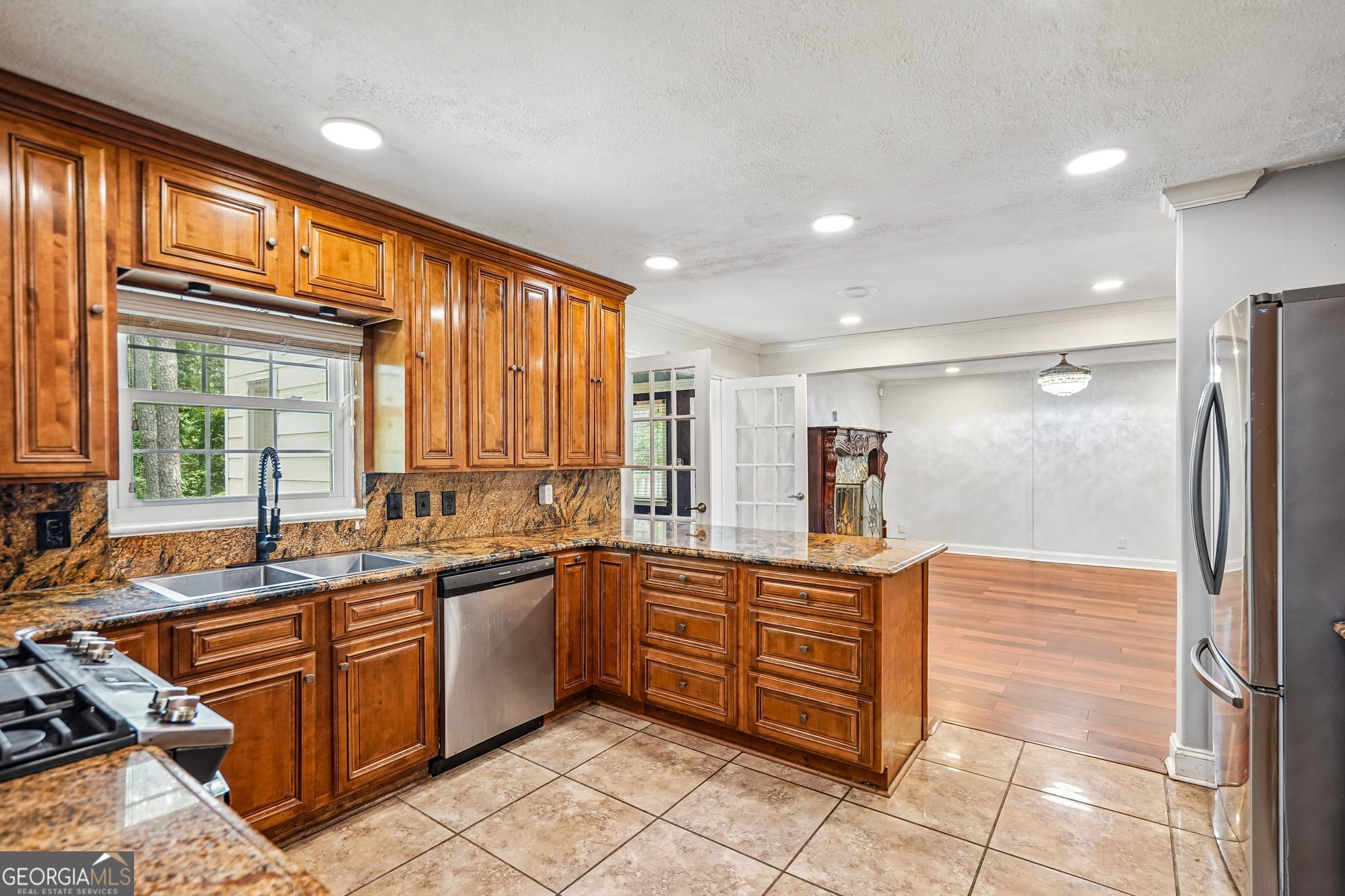 2615 Skyline Drive Property Photo 7