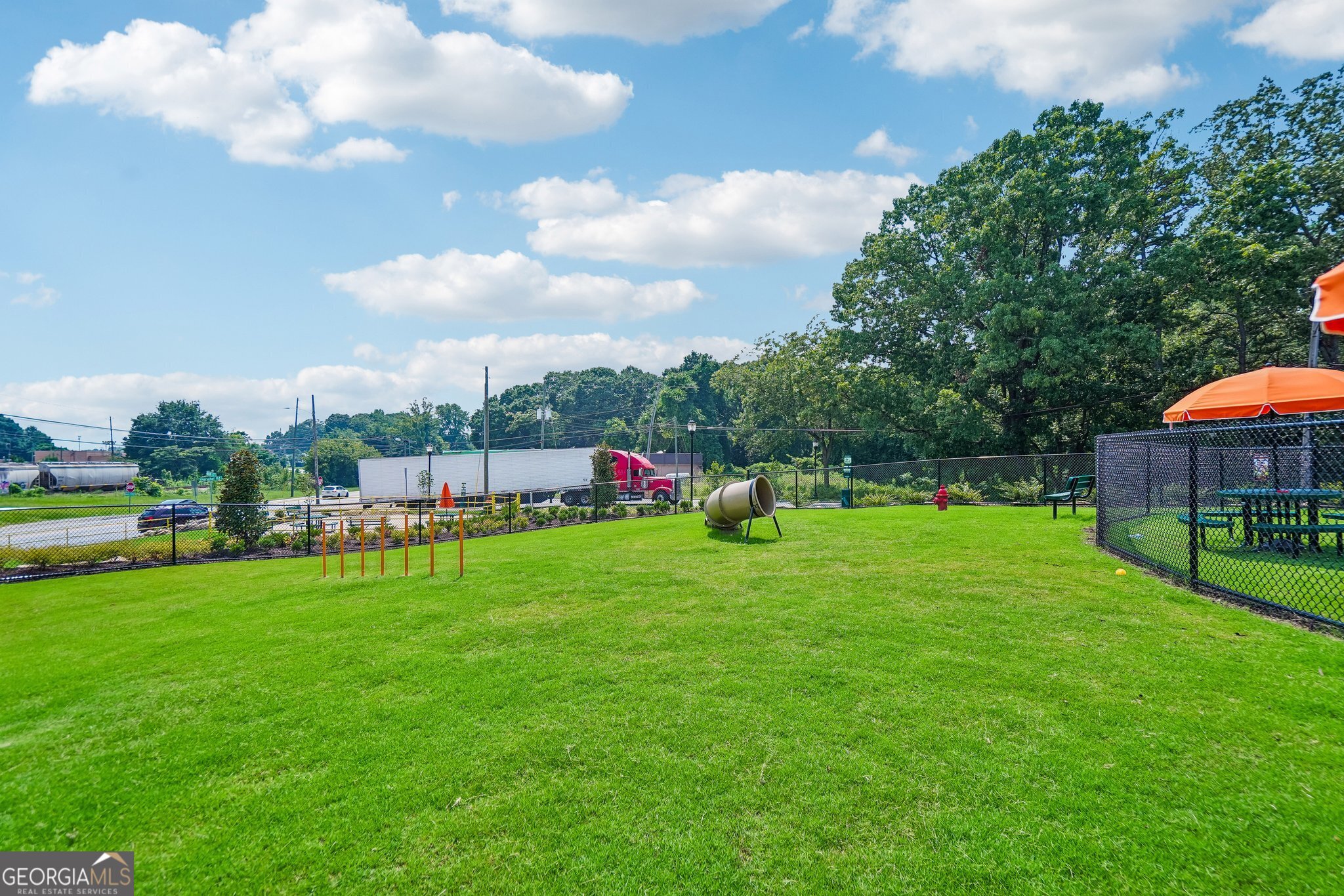 2615 Skyline Drive Property Photo 32