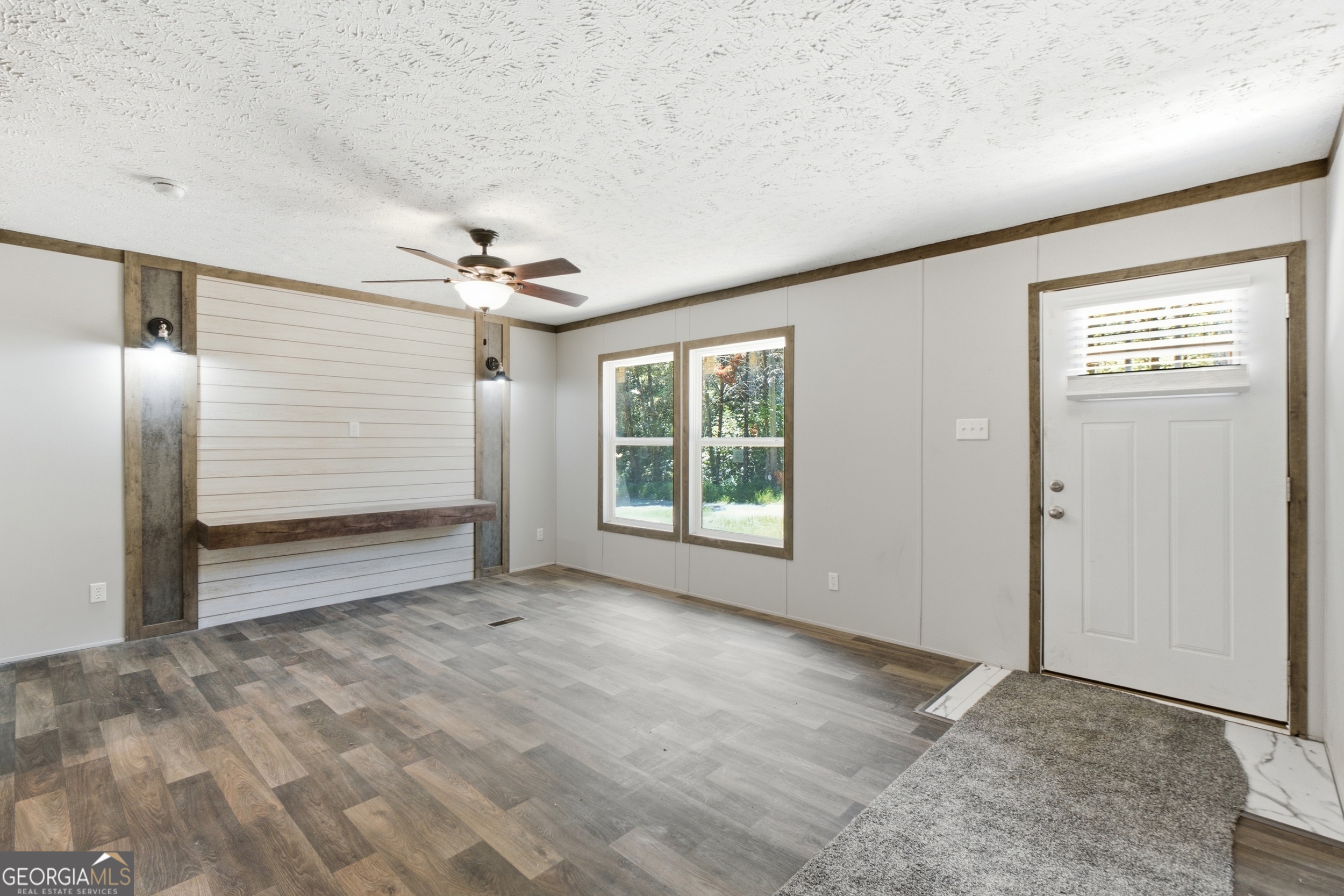 219 Maddron Road Property Photo 7