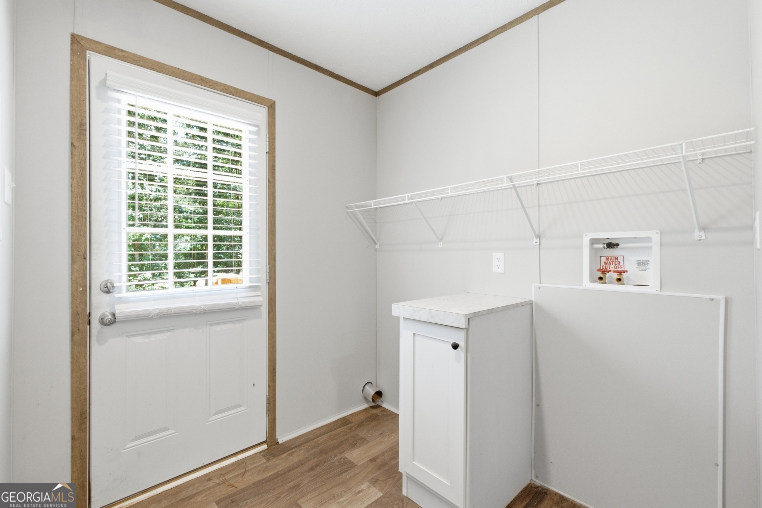 219 Maddron Road Property Photo 15