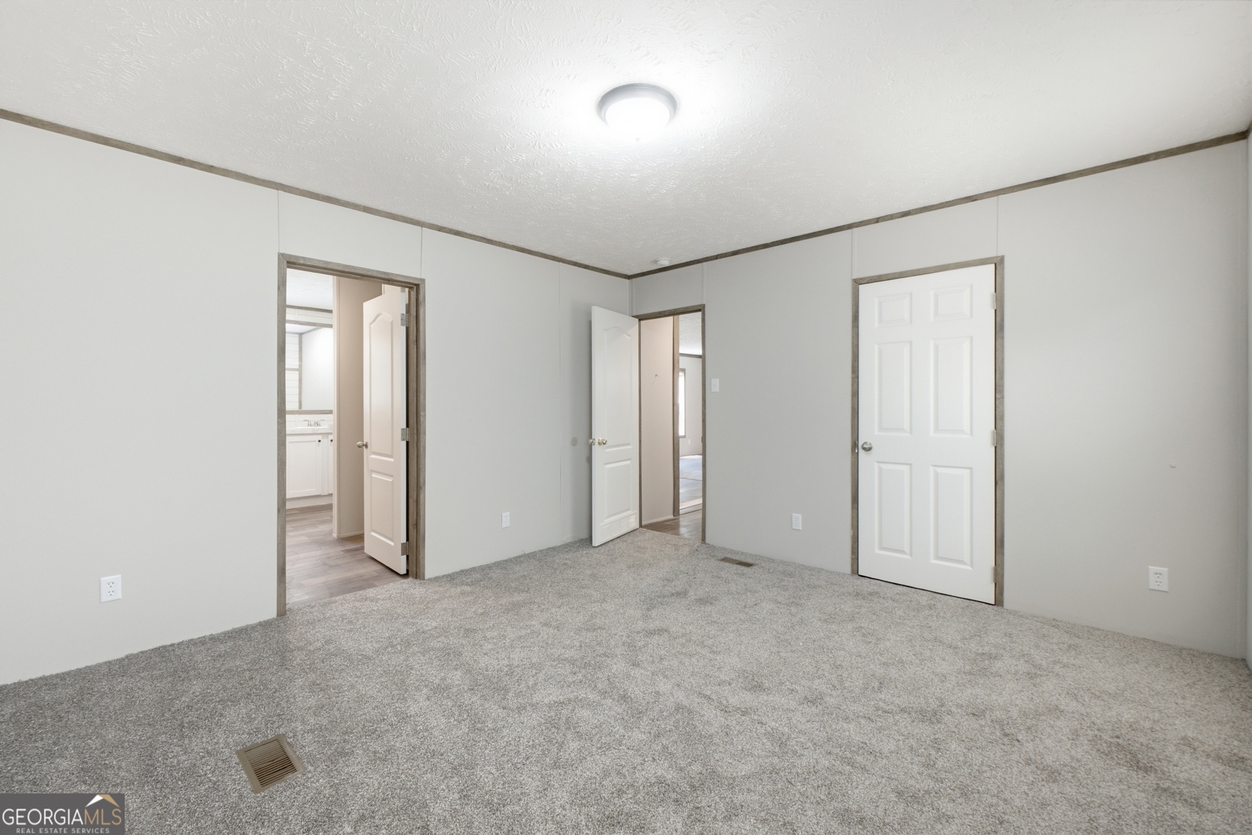 219 Maddron Road Property Photo 20