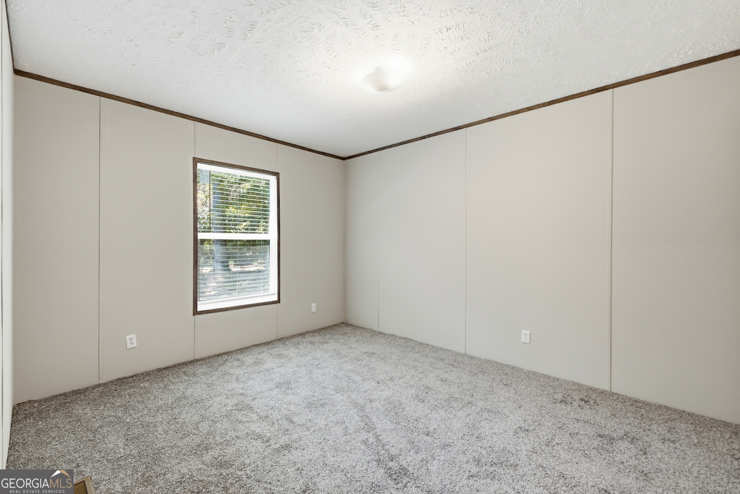 219 Maddron Road Property Photo 30