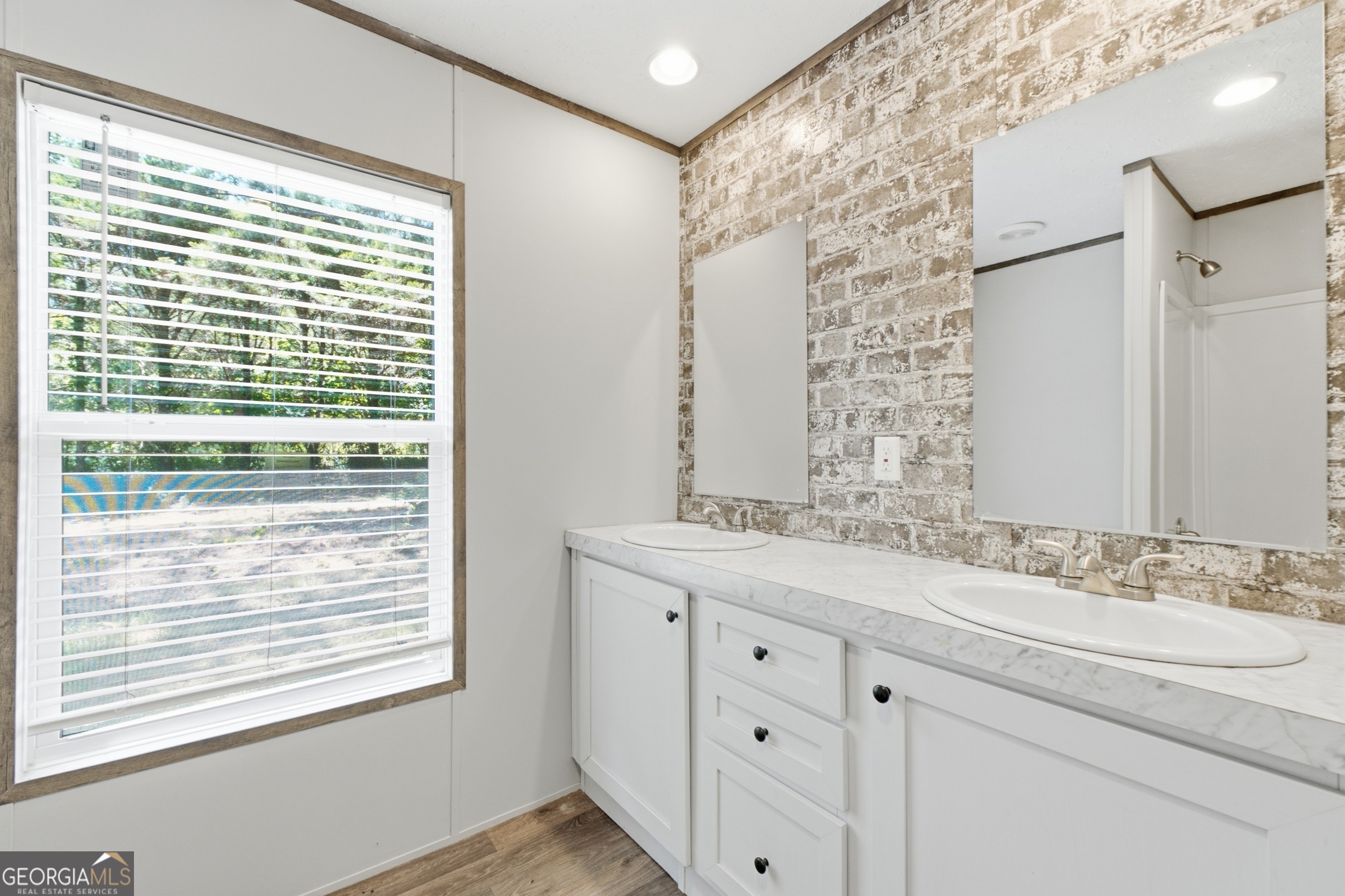 219 Maddron Road Property Photo 34