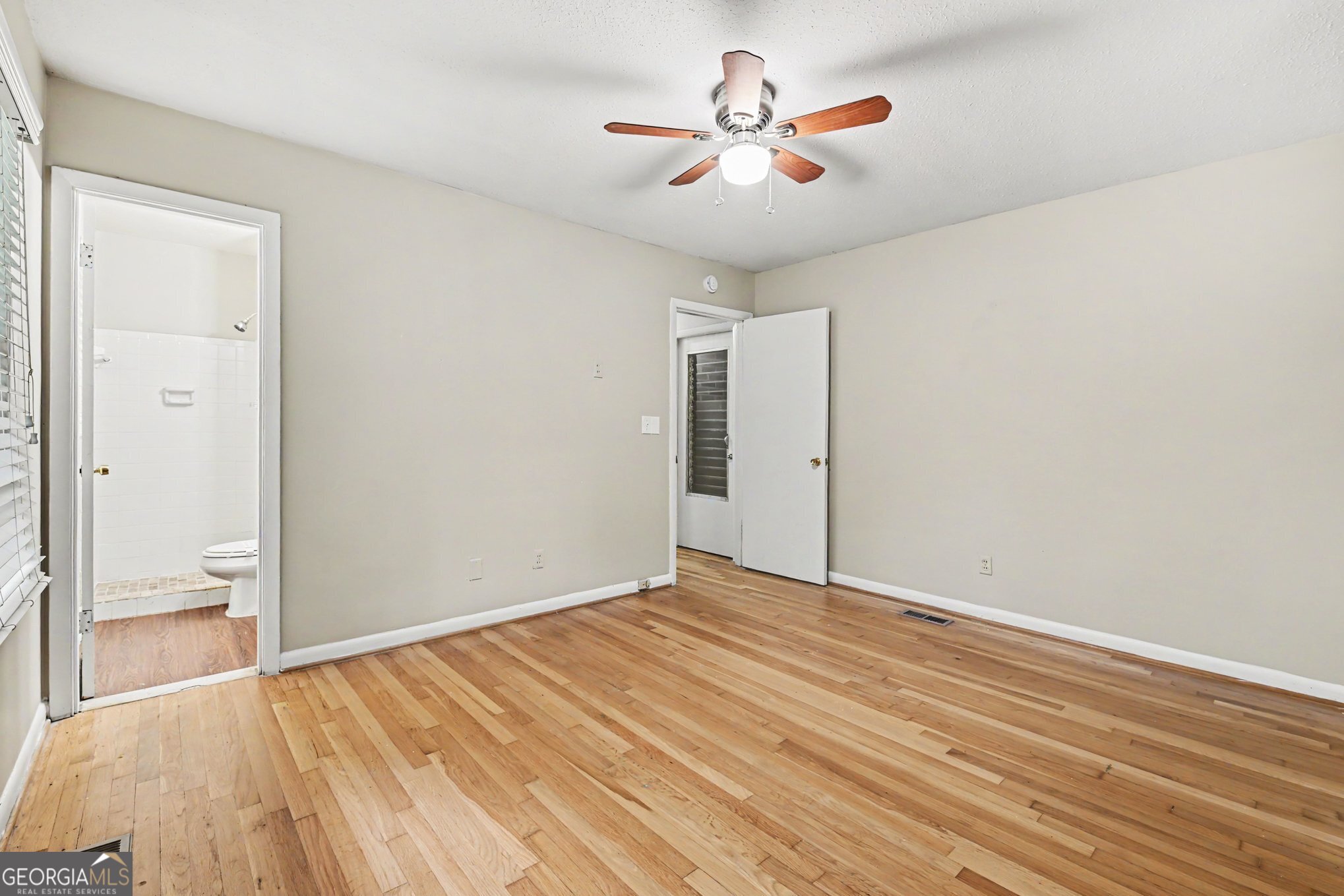 3934 Ensign Court Property Photo 17