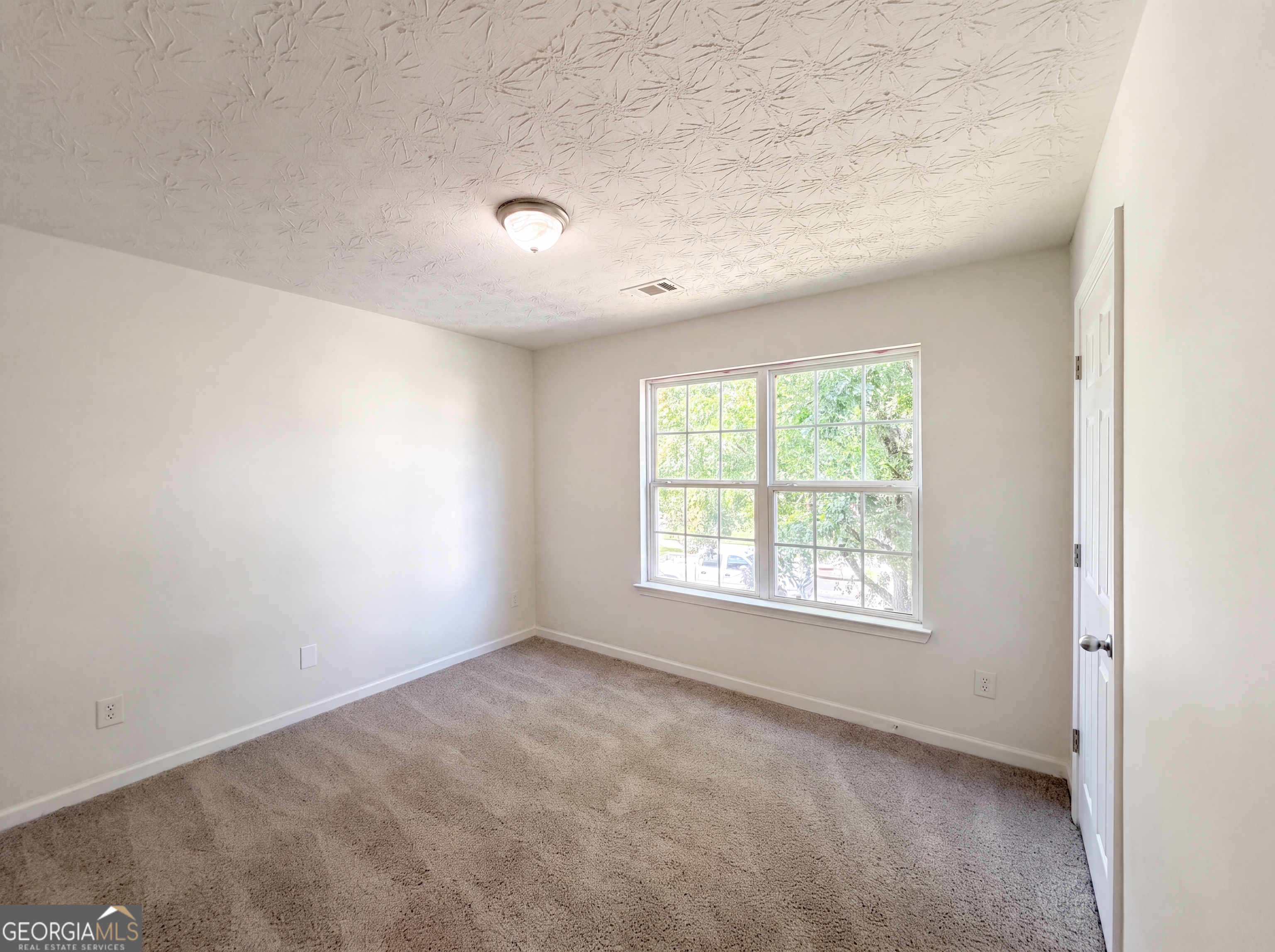 2287 Silver Maple Circle Property Photo 18