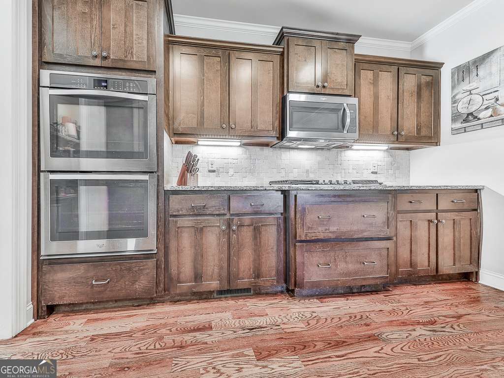 601 Walker Court Property Photo 11