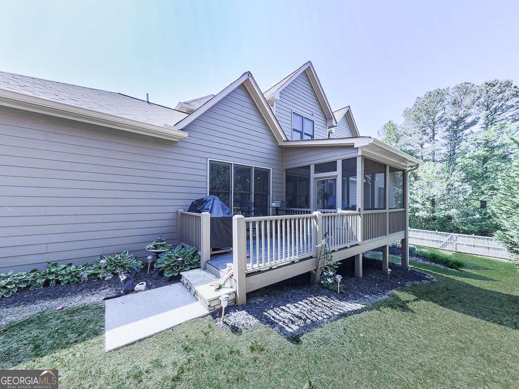 601 Walker Court Property Photo 43