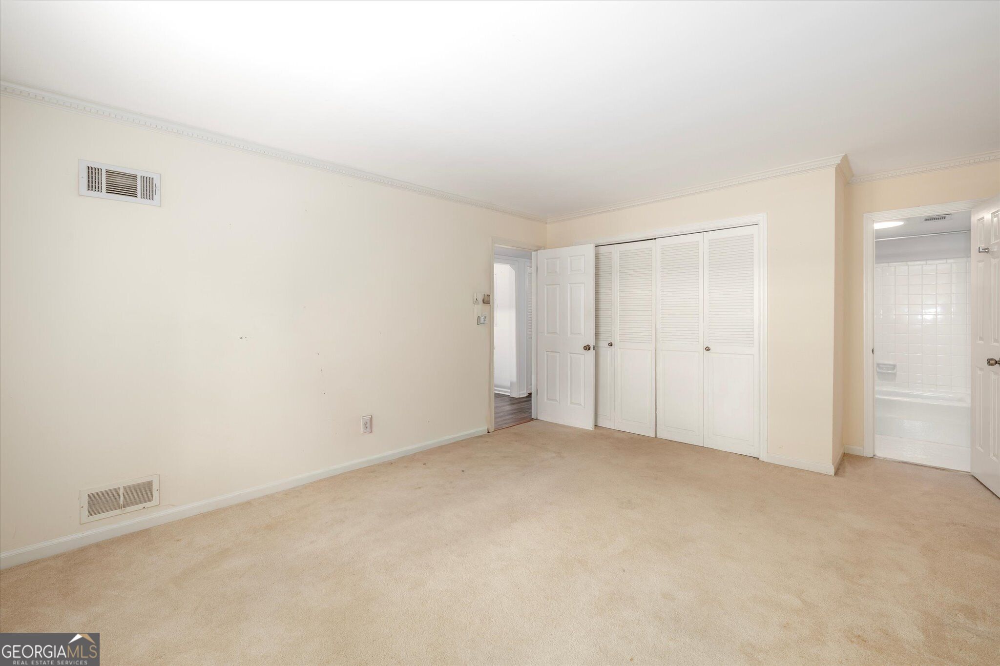 1105 Clairemont Avenue # D Property Photo 8