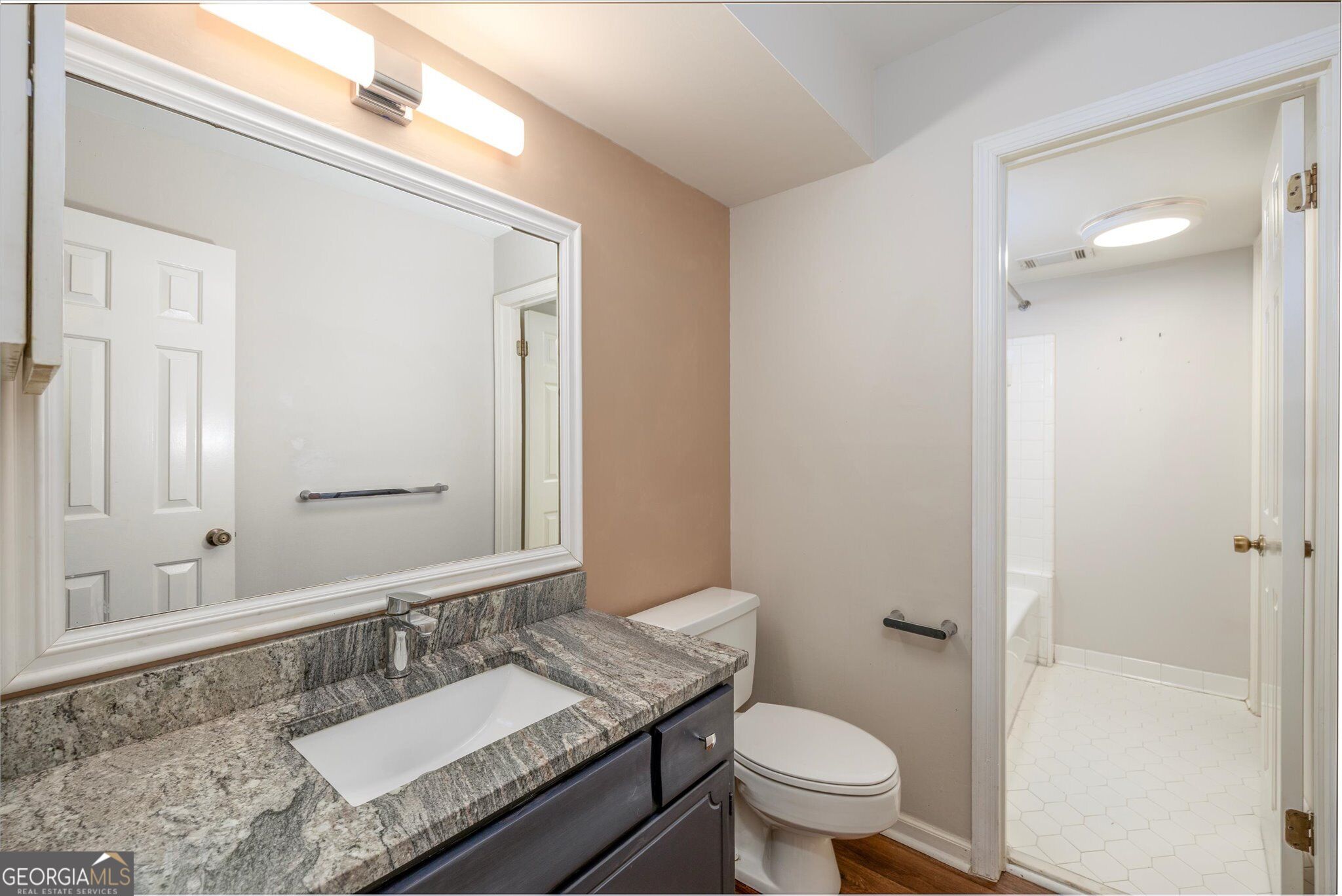 1105 Clairemont Avenue # D Property Photo 9
