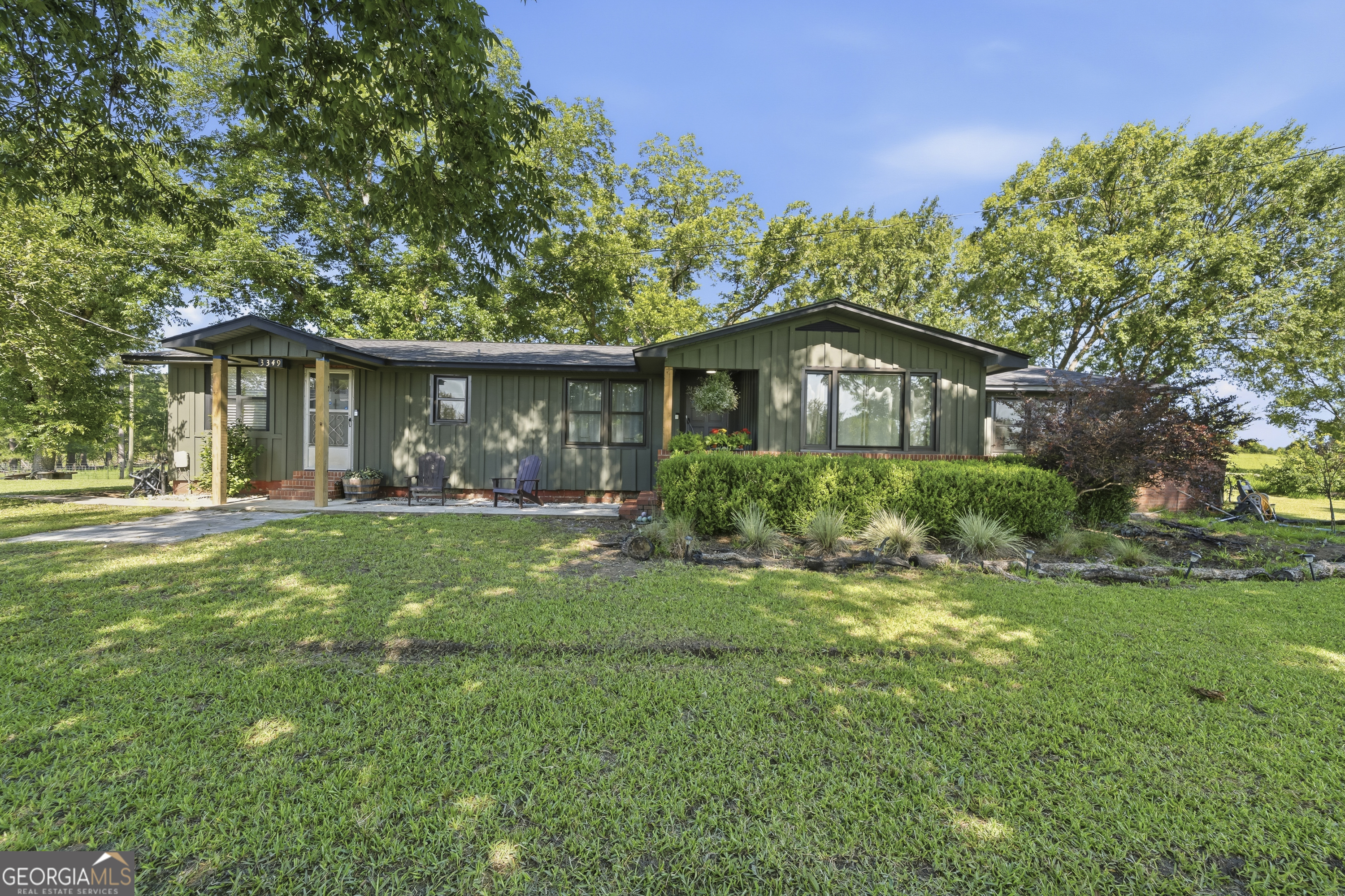 3349 B Scotland Road Property Photo 4