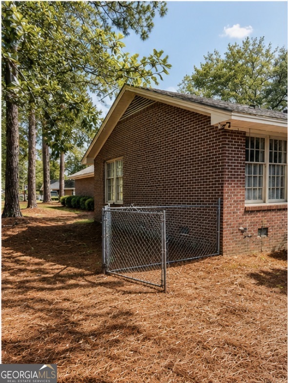 1001 Stewart Avenue Property Photo 16