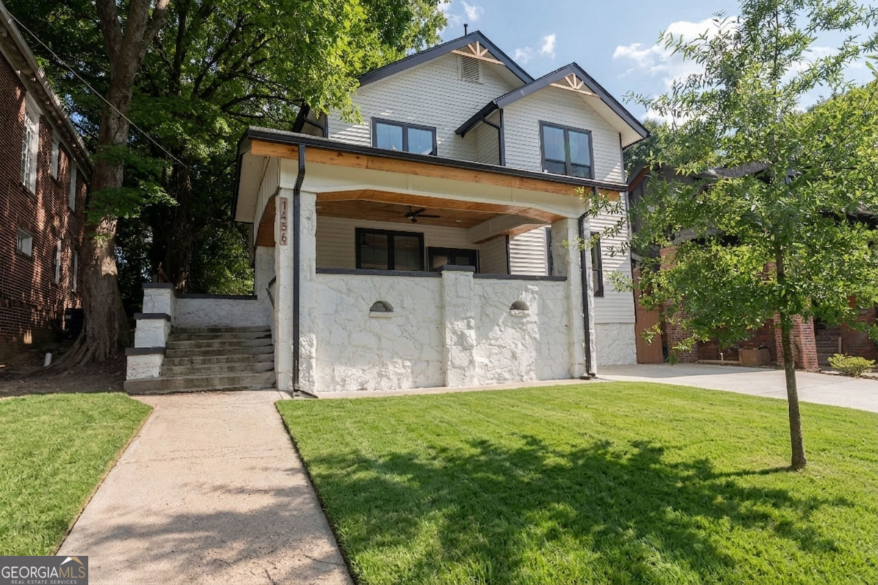 1456 S Gordon Street Sw Property Photo 1