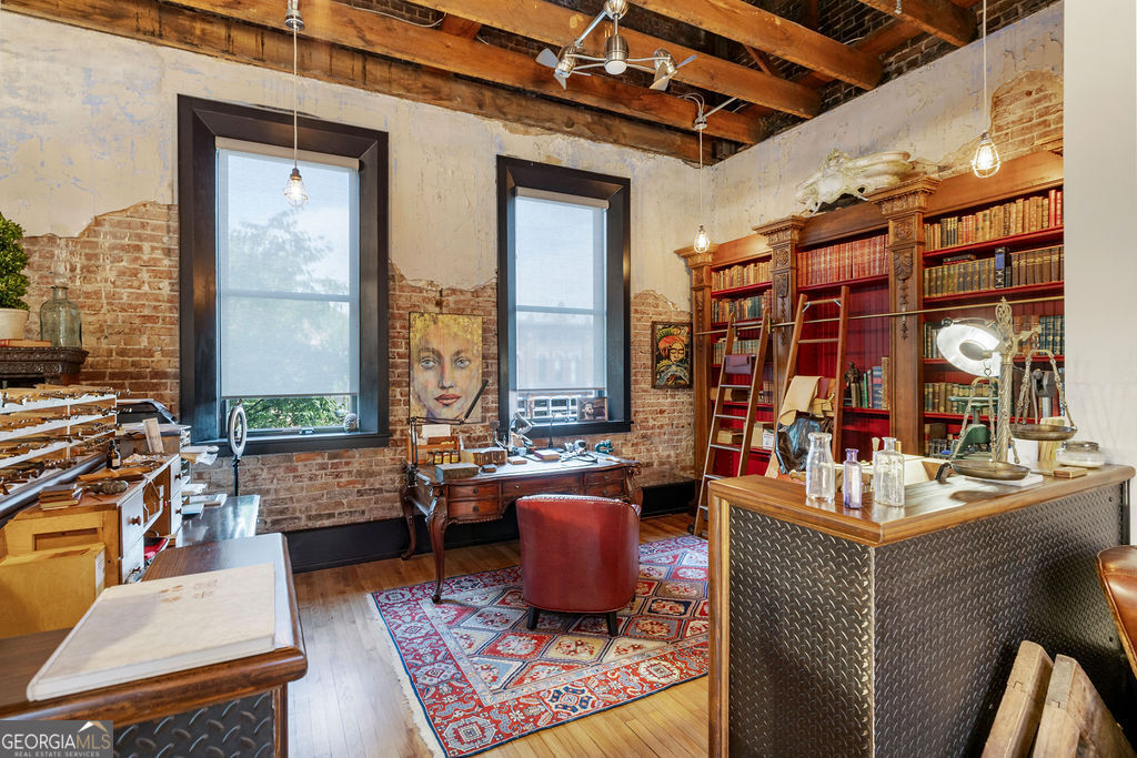 100 Broad Street Property Photo 17