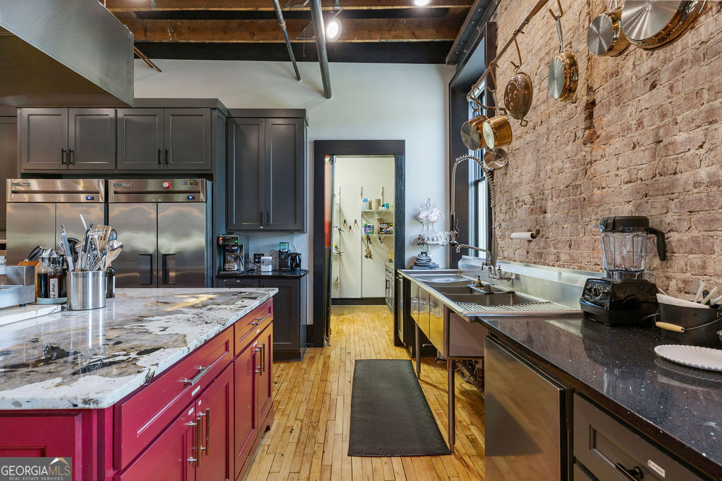 100 Broad Street Property Photo 36