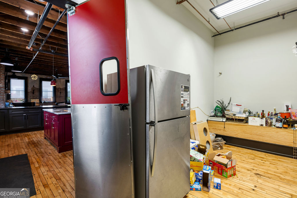 100 Broad Street Property Photo 37