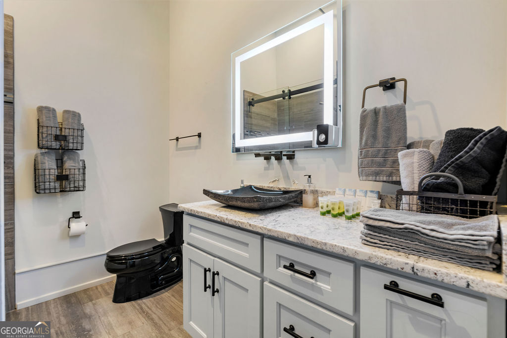 100 Broad Street Property Photo 67