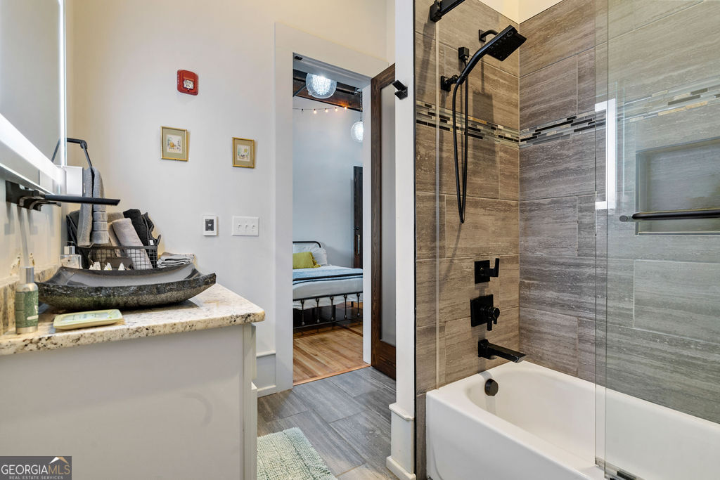 100 Broad Street Property Photo 68