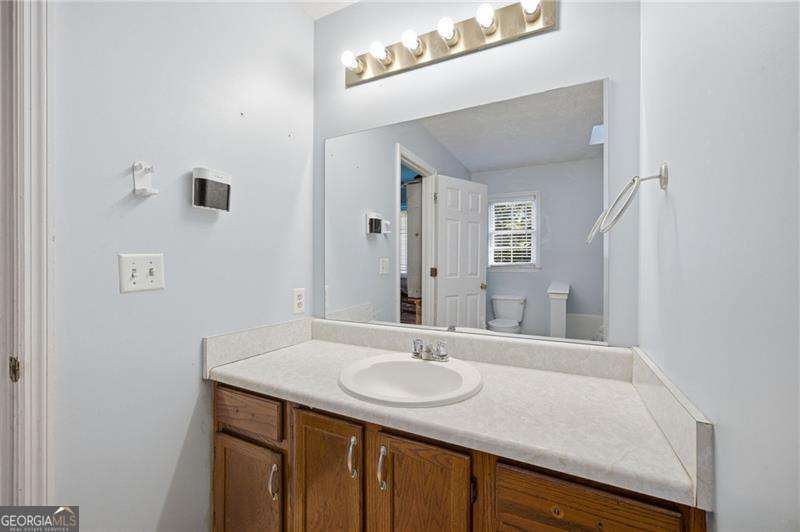 563 Presidential Drive Property Photo 19