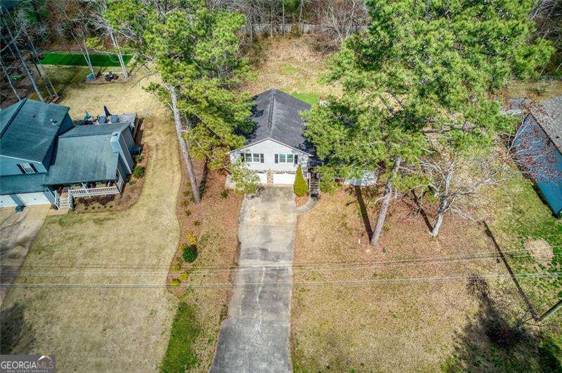 563 Presidential Drive Property Photo 28