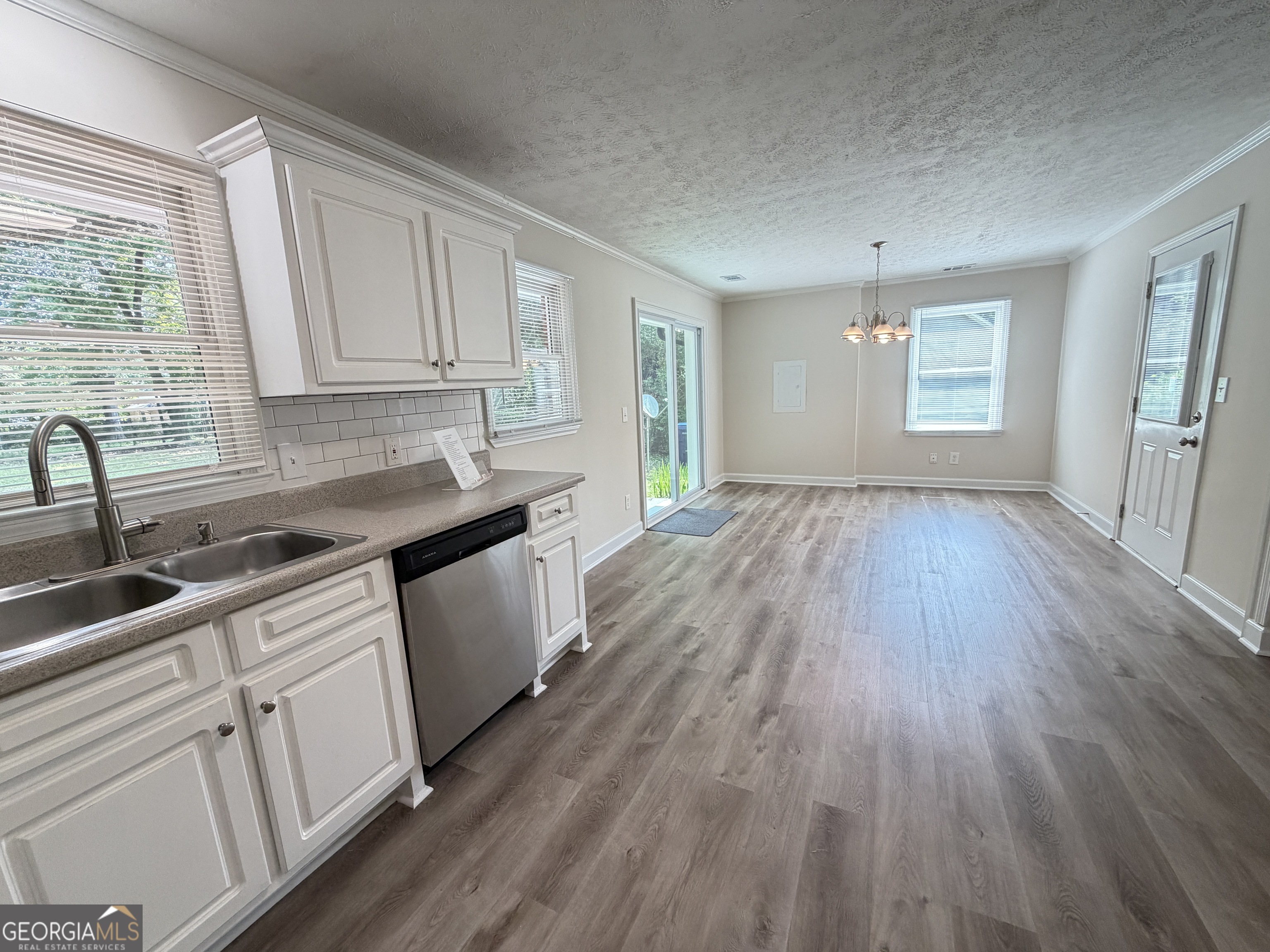135 Martha Street Property Photo 33