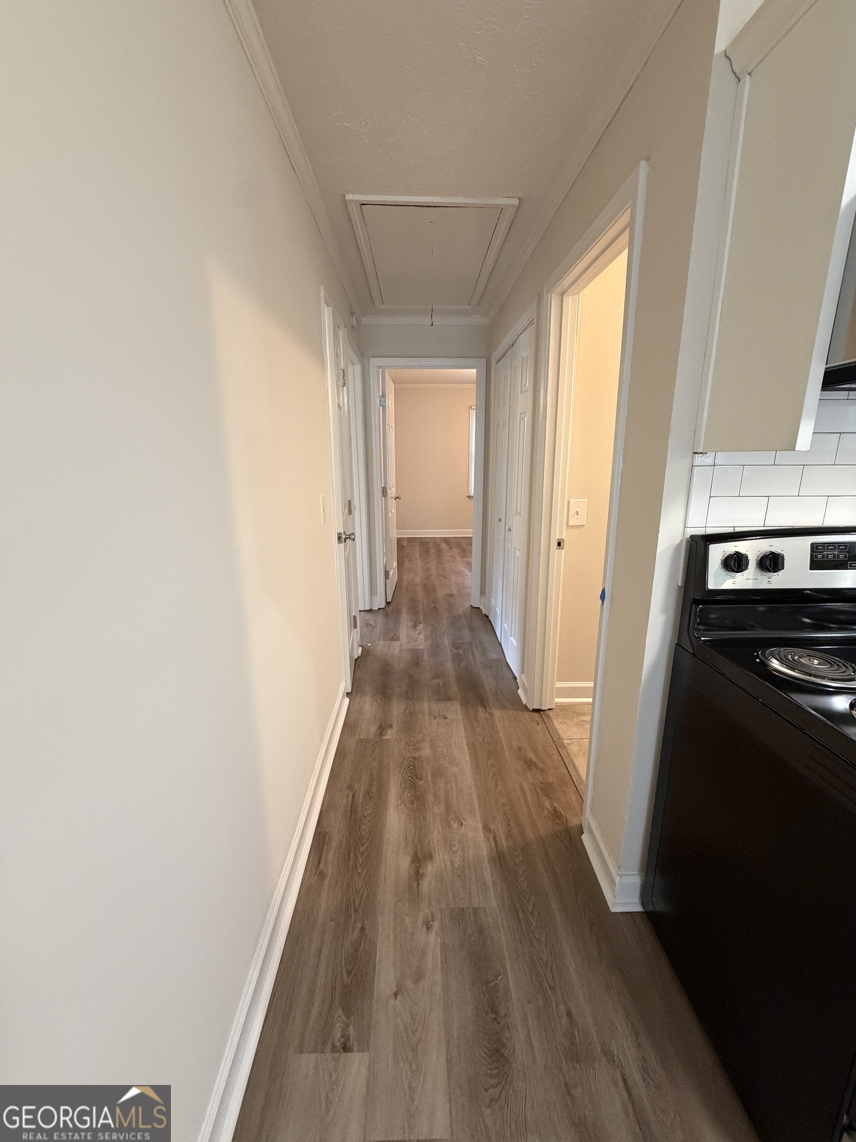 135 Martha Street Property Photo 35