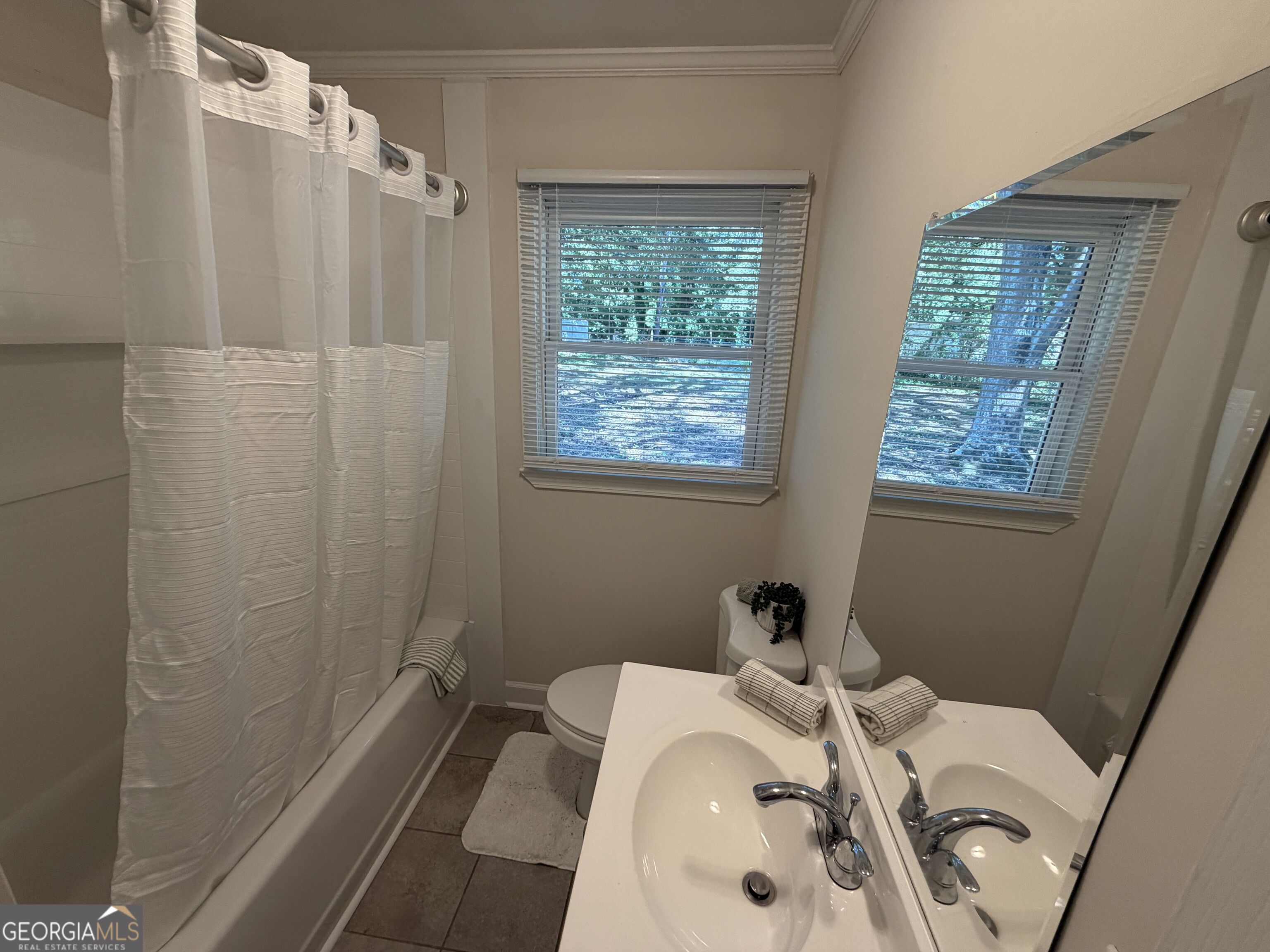 135 Martha Street Property Photo 37