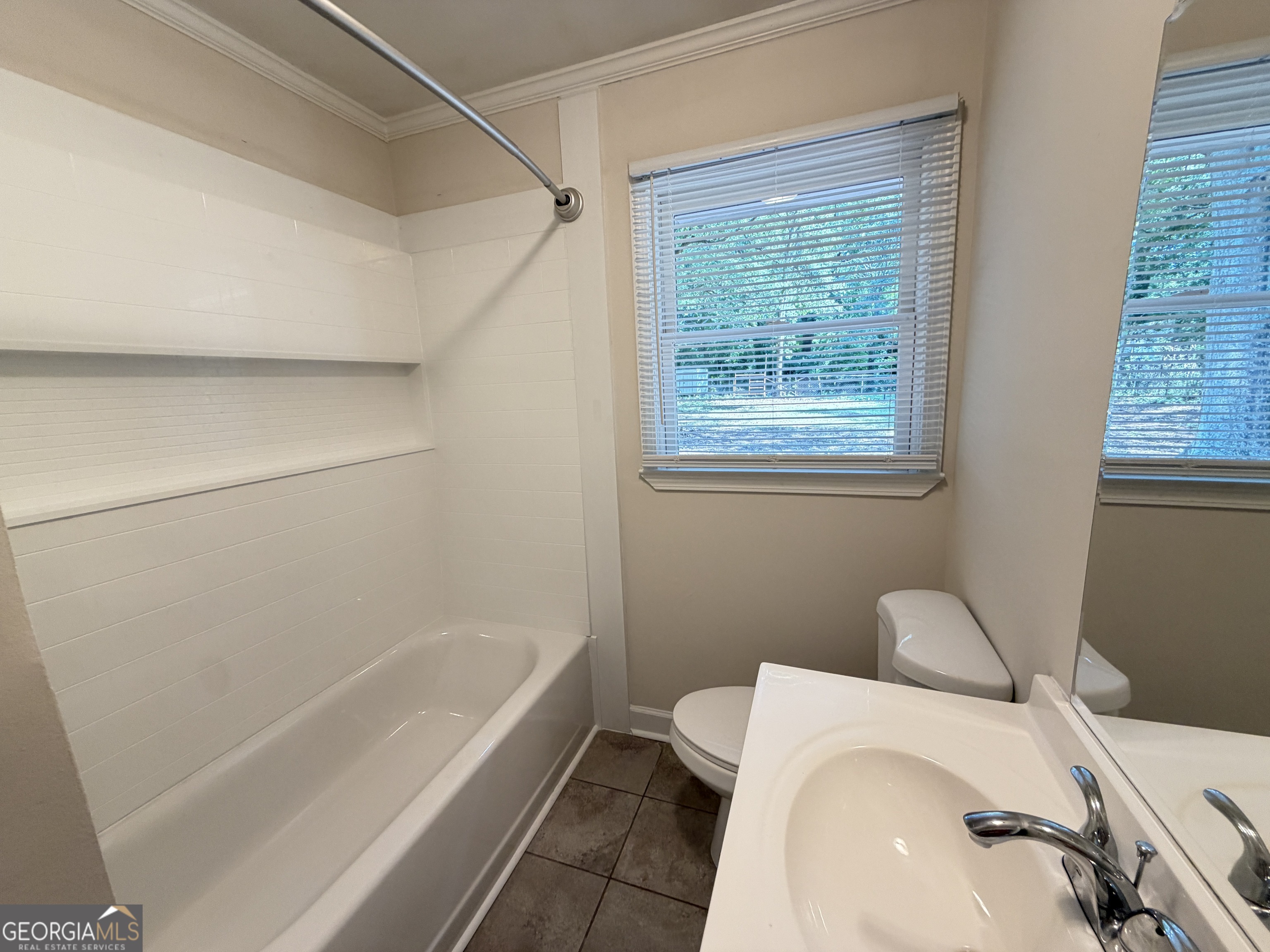 135 Martha Street Property Photo 38