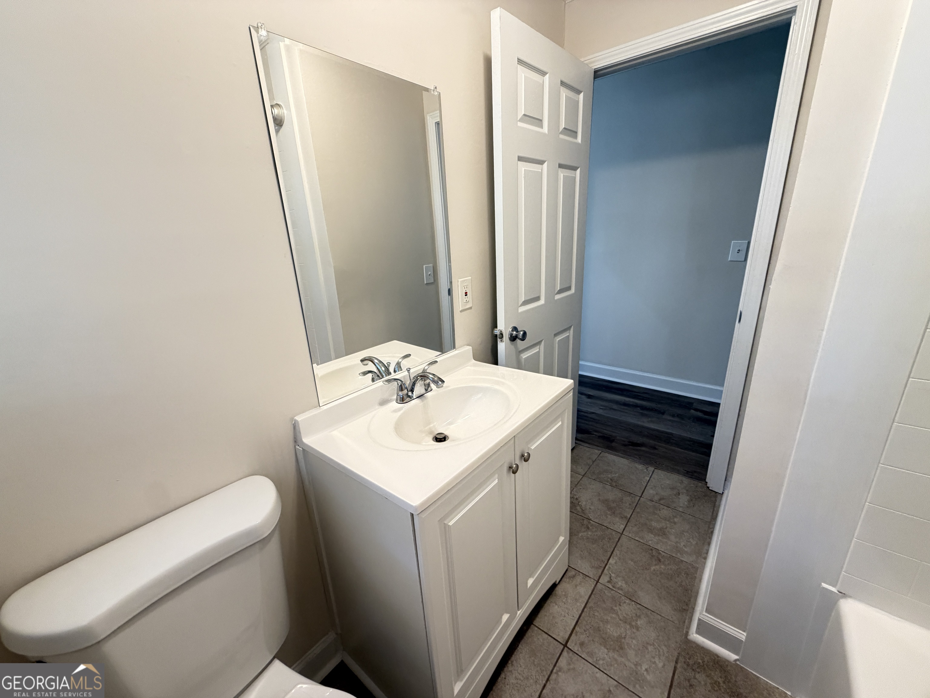 135 Martha Street Property Photo 40