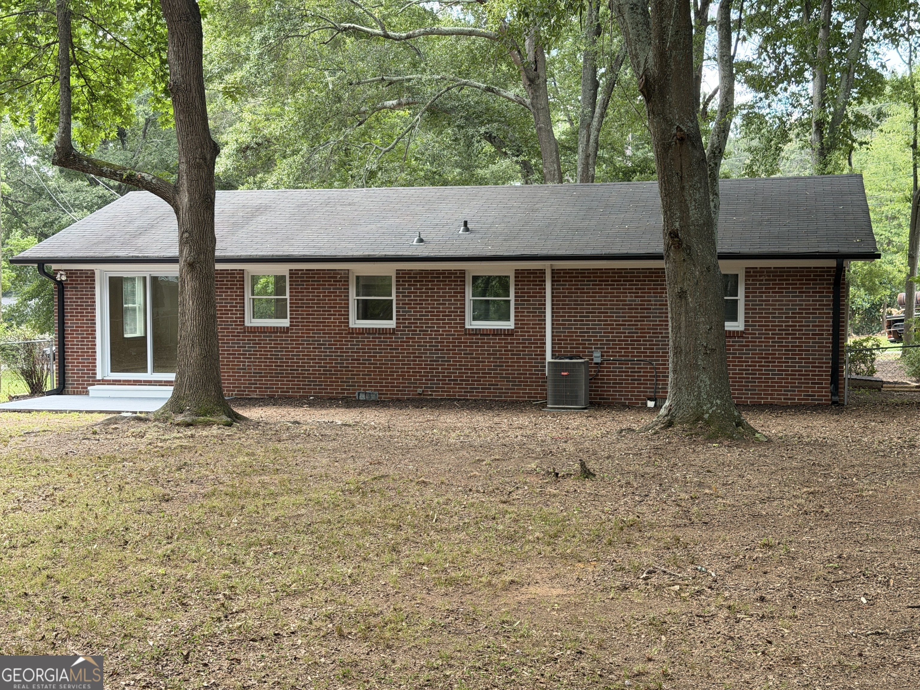 135 Martha Street Property Photo 64