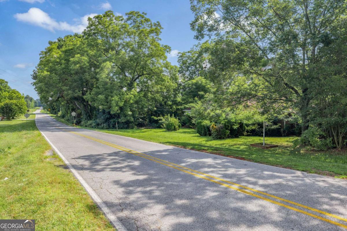 2144 Hog Mountain Road Property Photo 7
