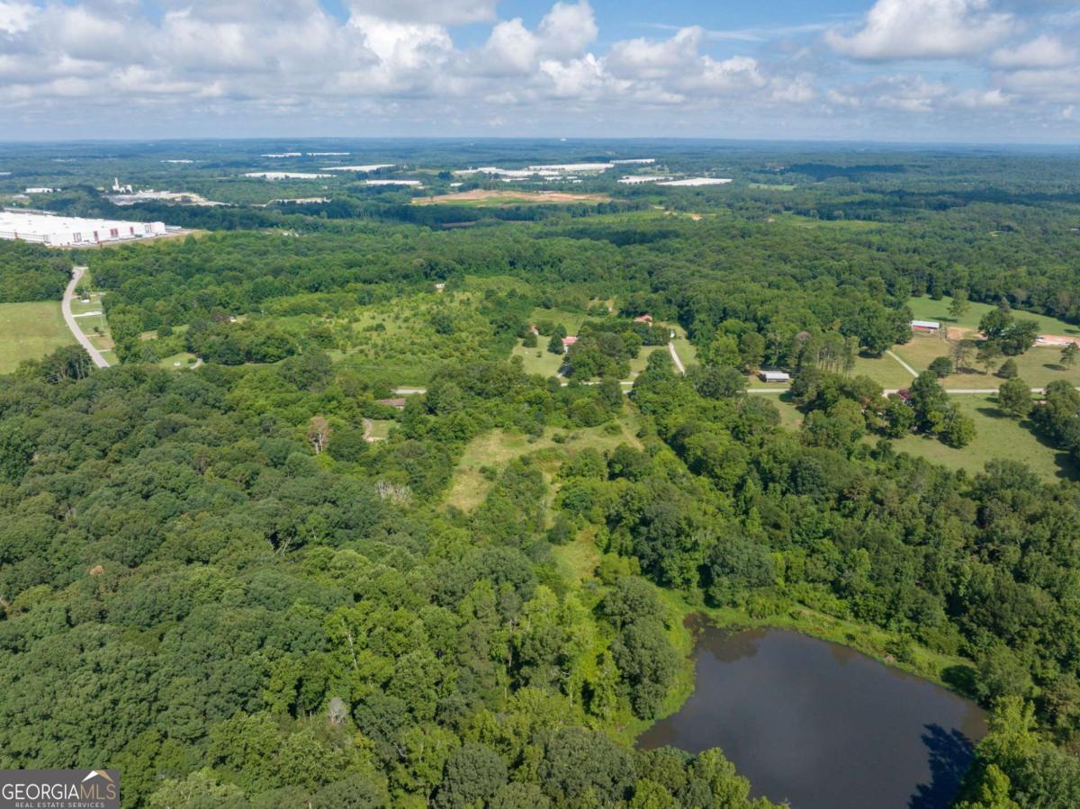 2144 Hog Mountain Road Property Photo 18