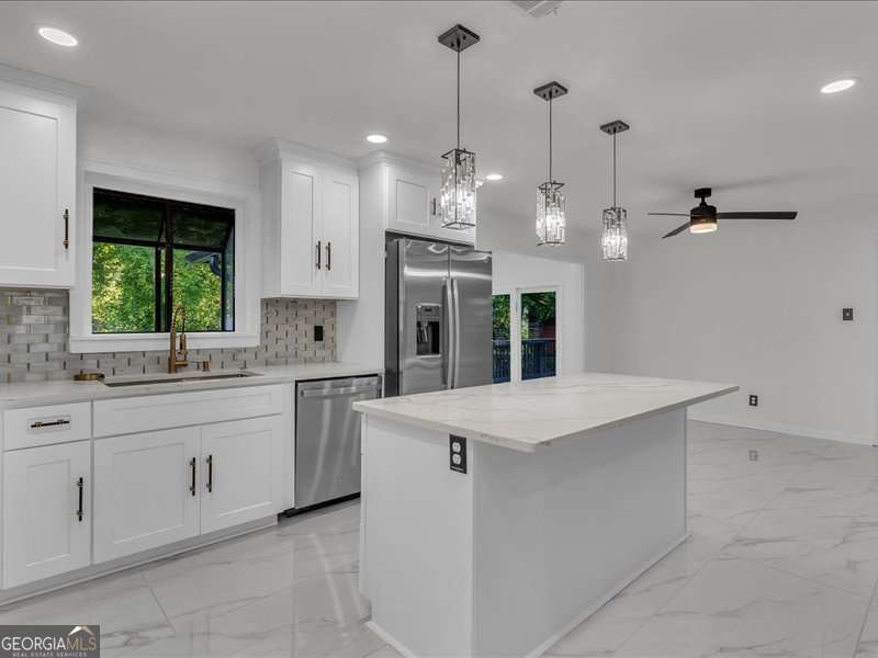 6873 Church Street Property Photo 17