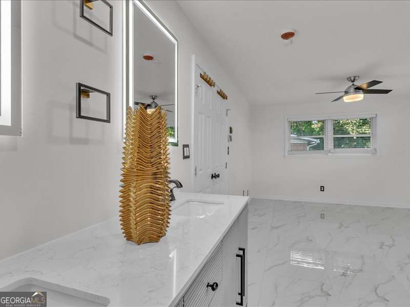 6873 Church Street Property Photo 25
