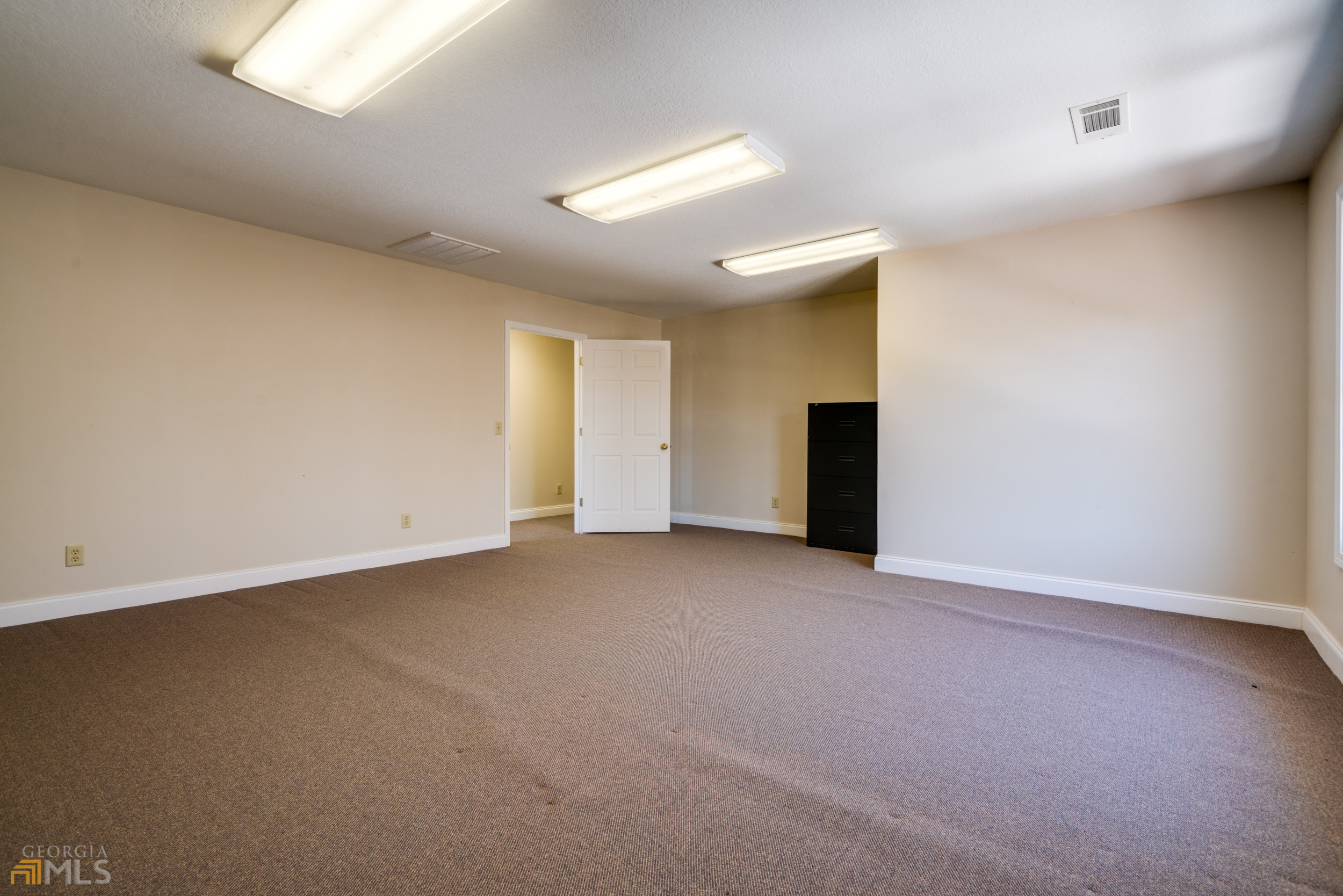 6911 Cleveland Highway # 201f Property Photo 4