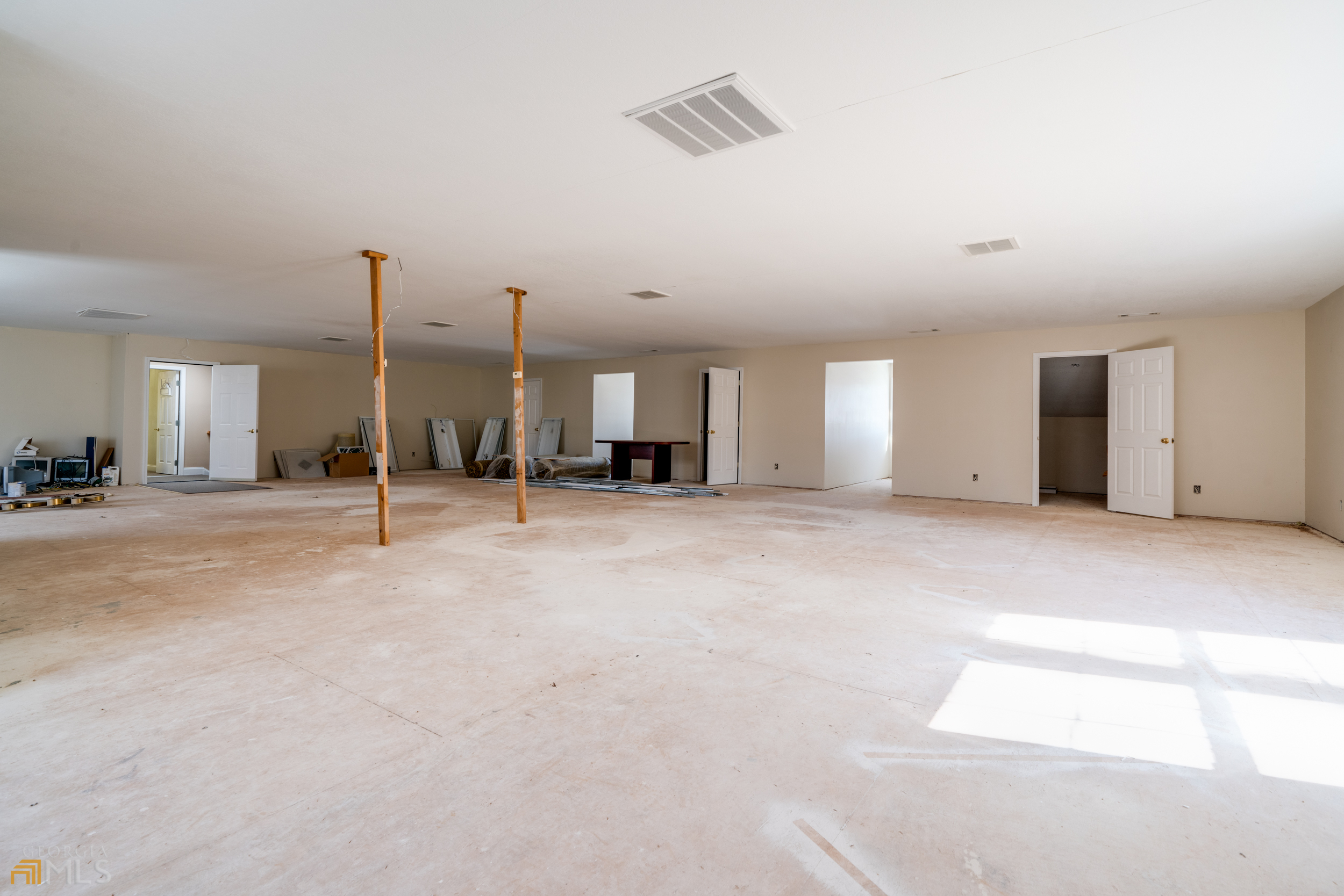 6911 Cleveland Highway # 201f Property Photo 14