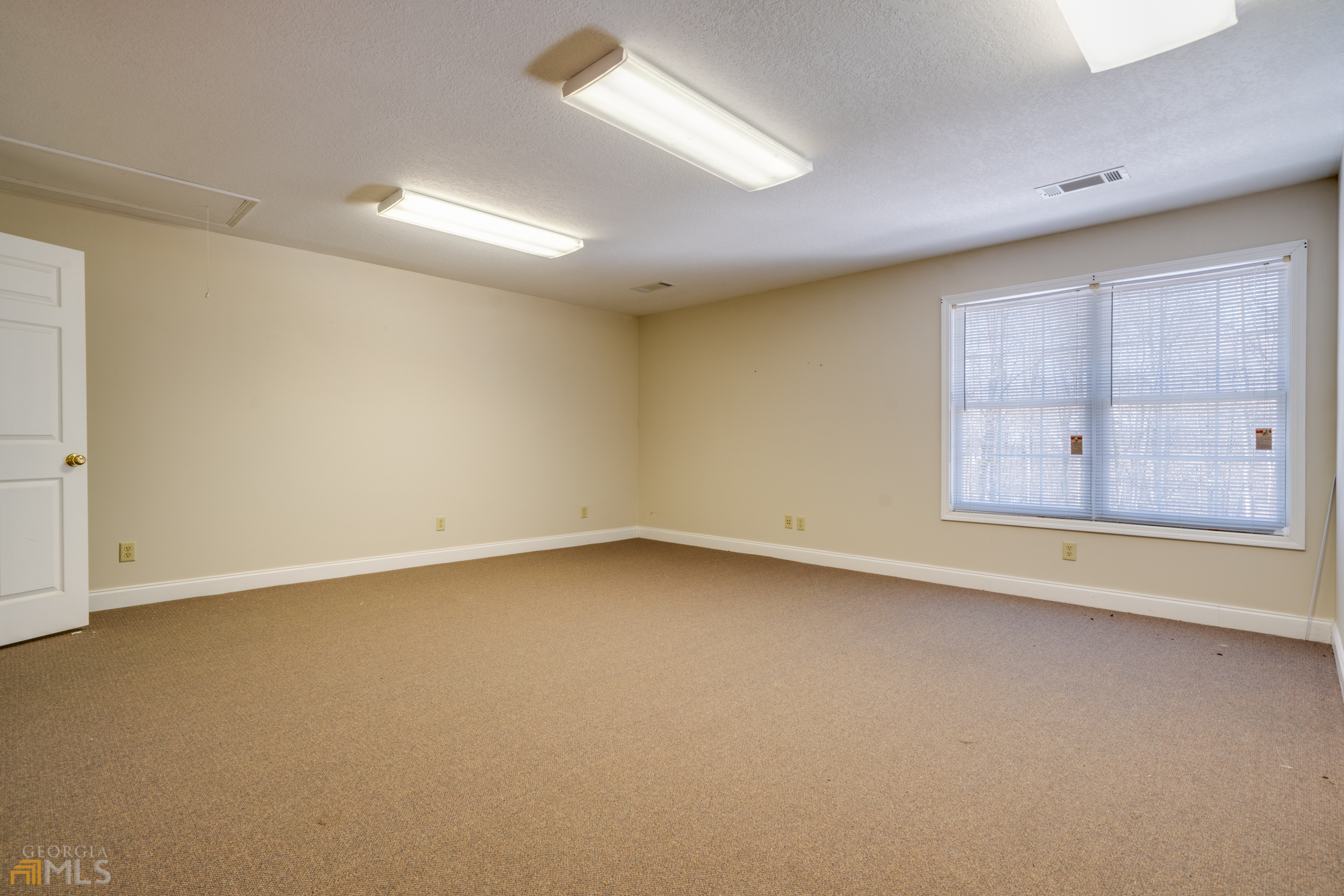 6911 Cleveland Highway # 201f Property Photo 36