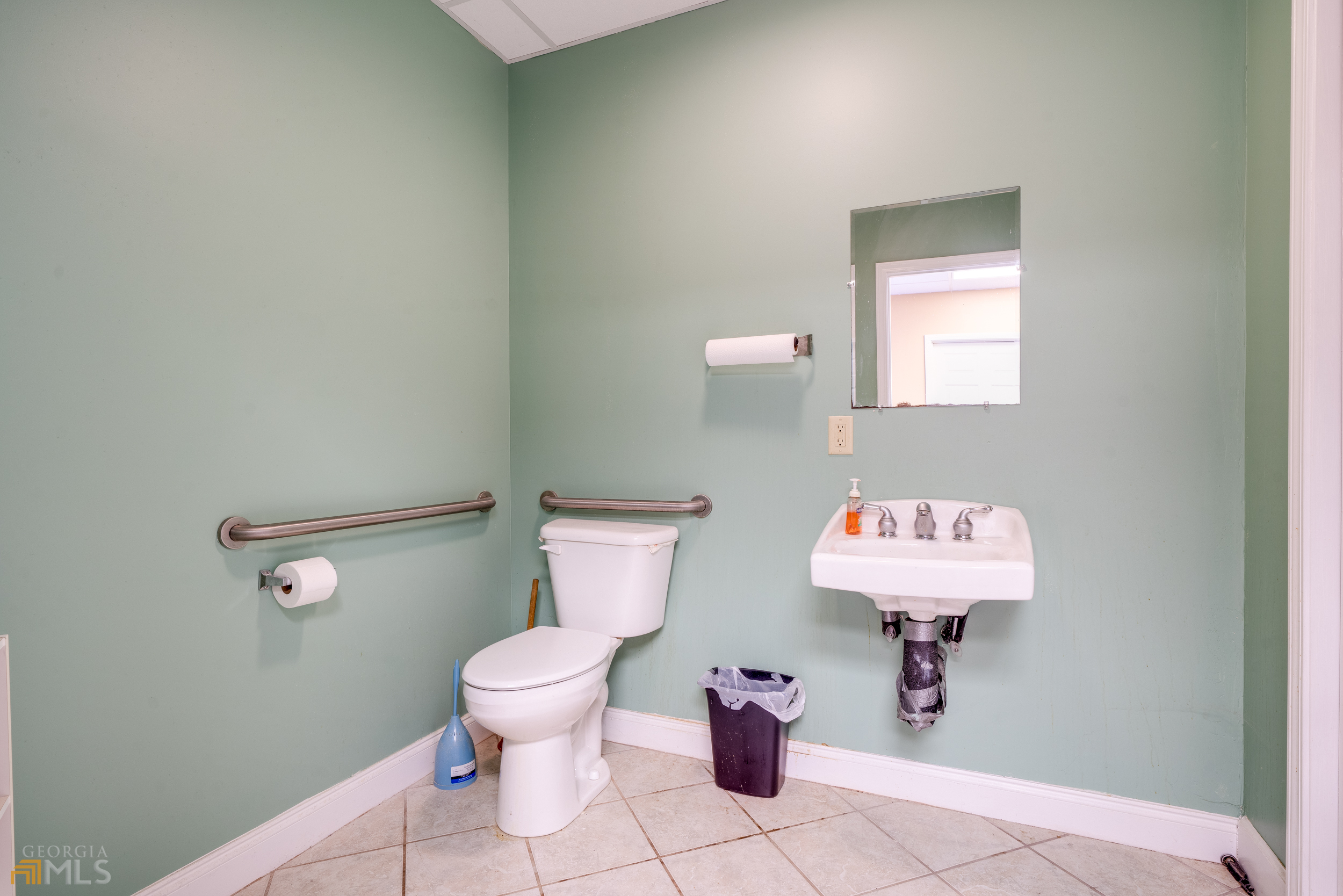 6911 Cleveland Highway # 201f Property Photo 42