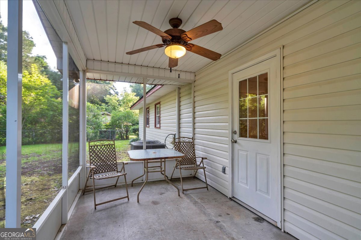 413 Davis Drive Property Photo 4