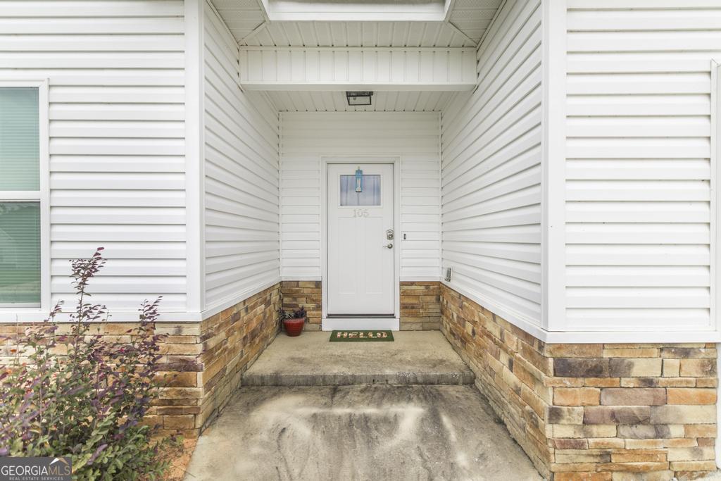 105 Garrett Lane Property Photo 7