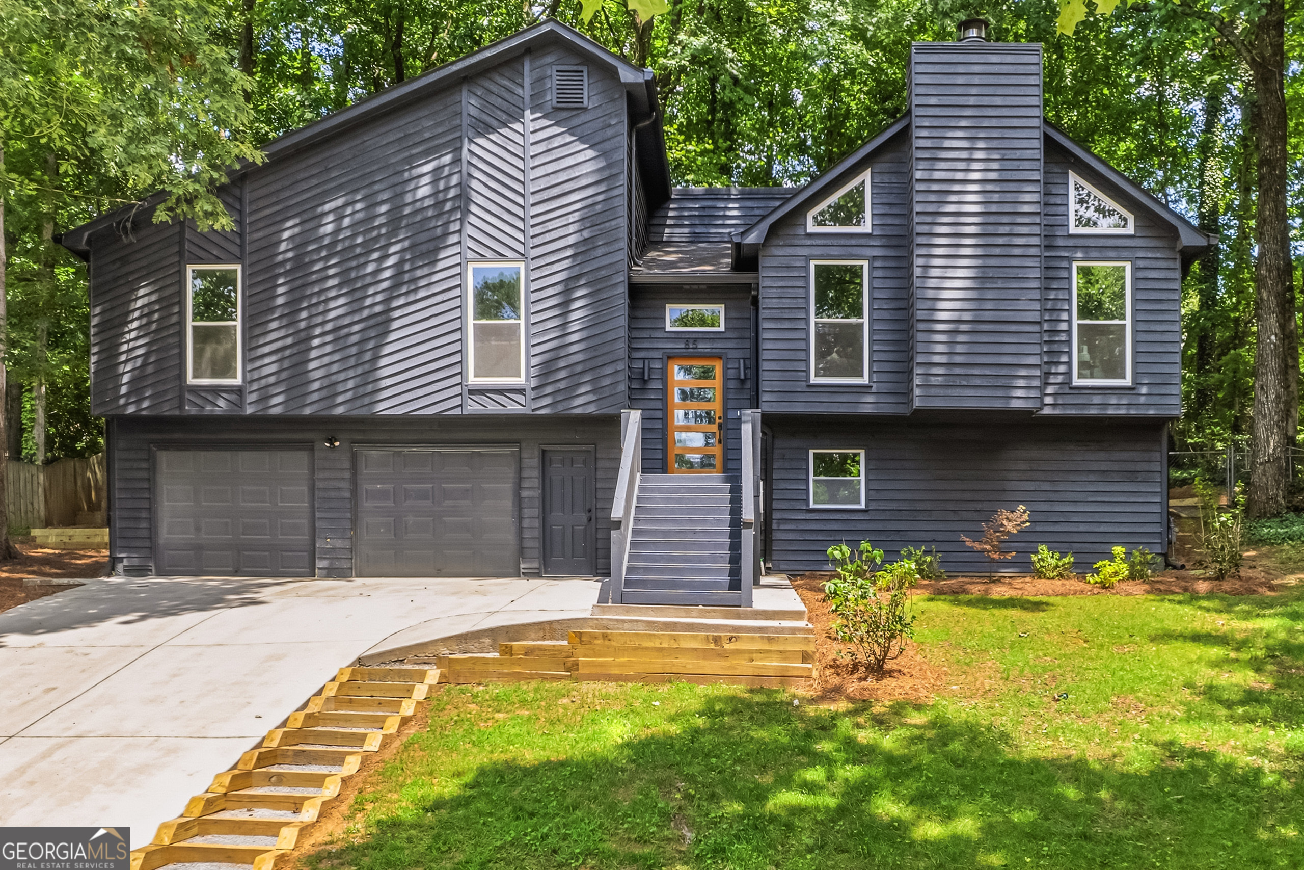 85 Geraldine Drive SE