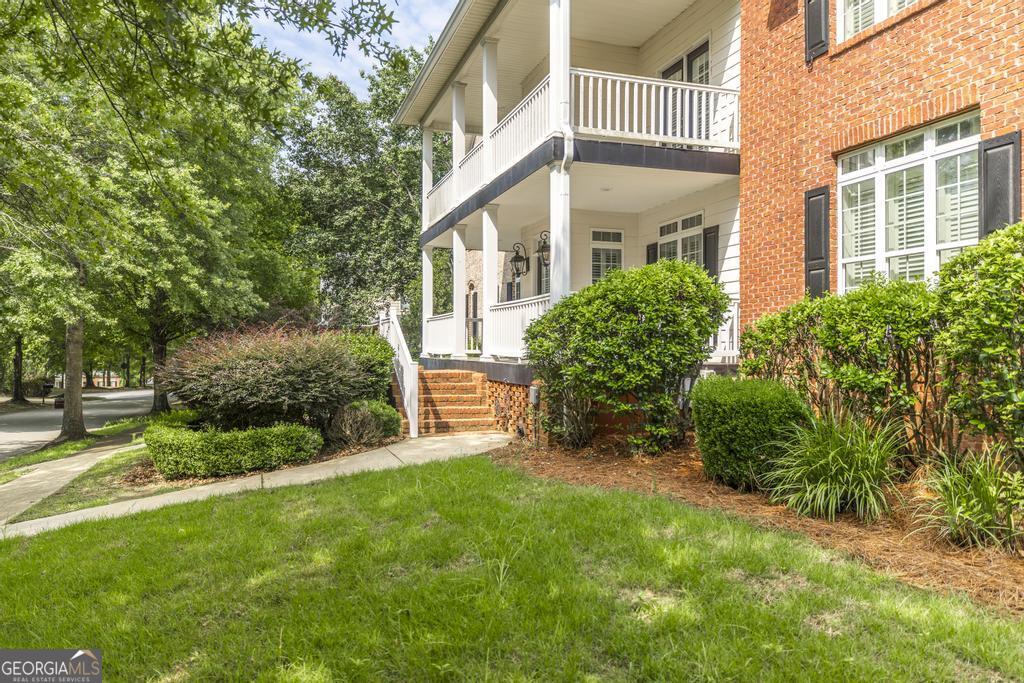 856 Tufthunter Property Photo 6