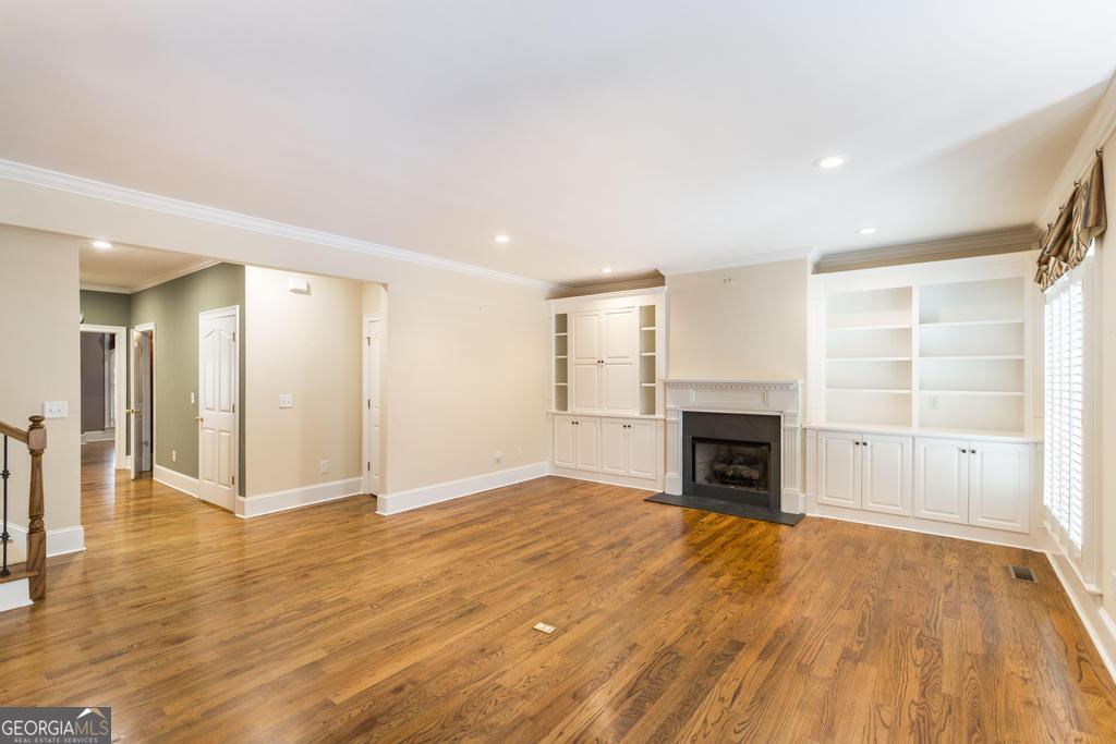 856 Tufthunter Property Photo 9